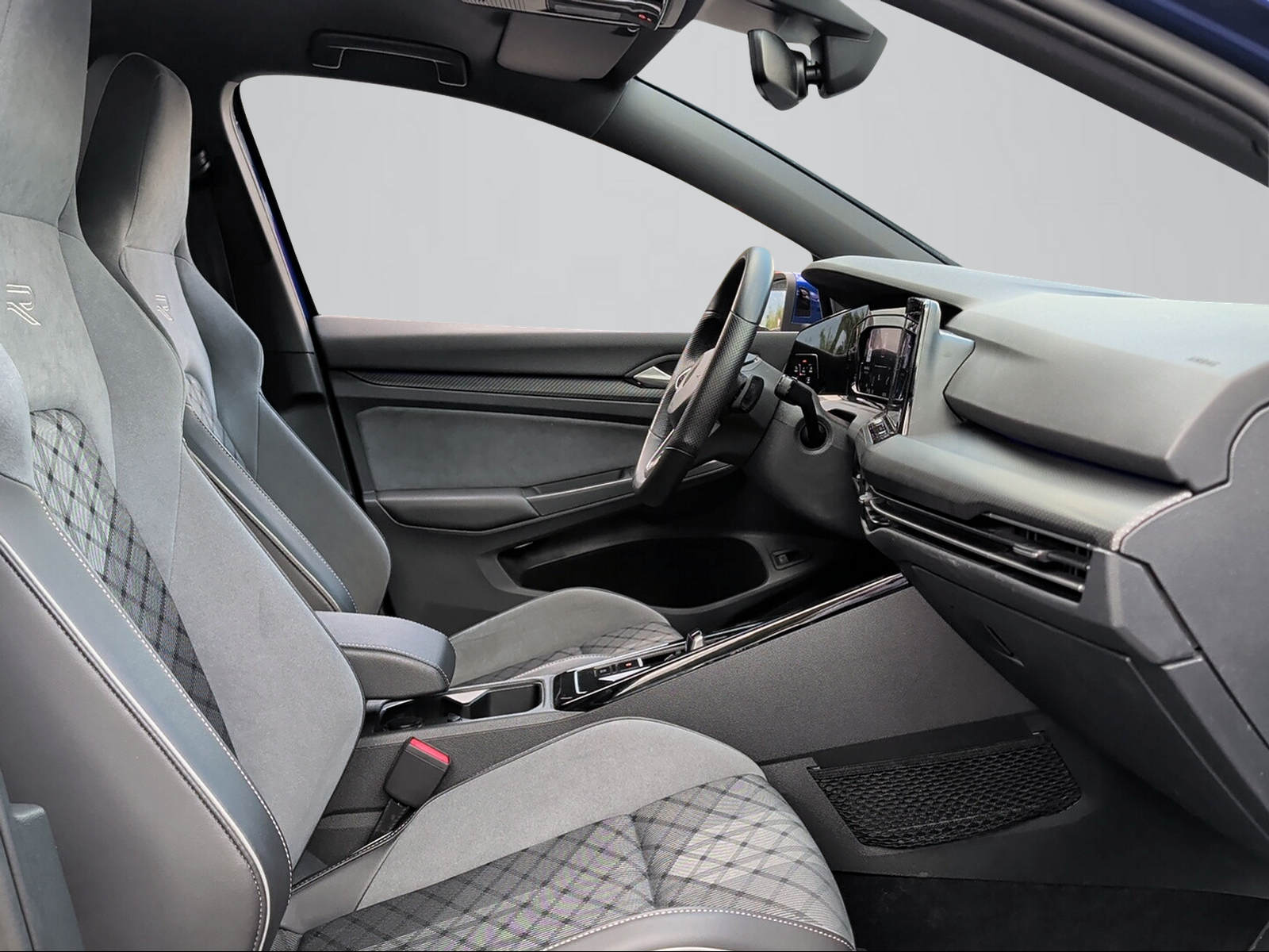 VW Golf Variant 2.0 TSI R-Line DSG 4Motion-image-6