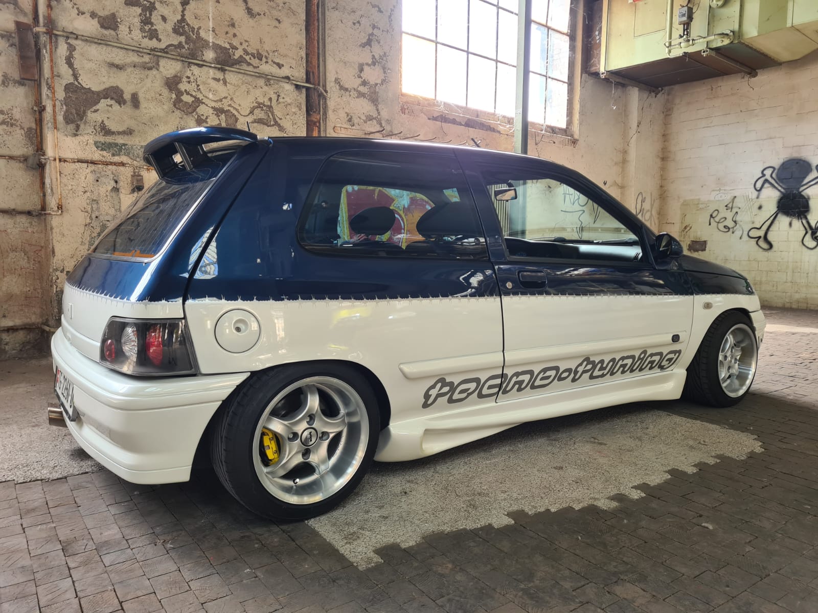 RENAULT Clio 2.0 16V Williams-image-6