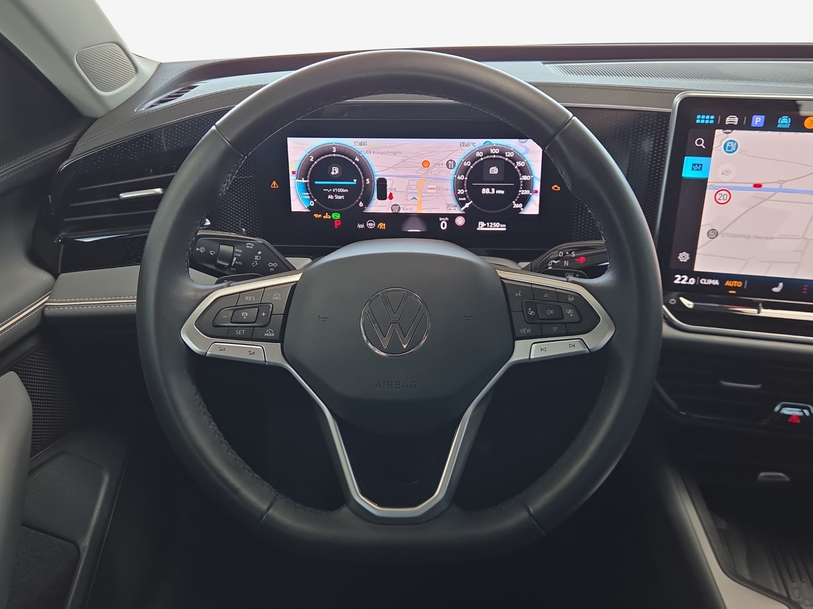 VW Passat Variant 2.0 TDI evo Business DSG-image-9