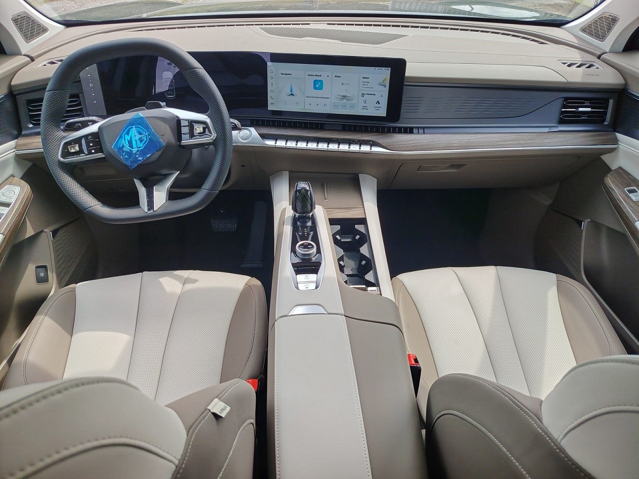 MG S9 PHEV 1.5 "Premium" mit 100 km e-Reichweite-image-2