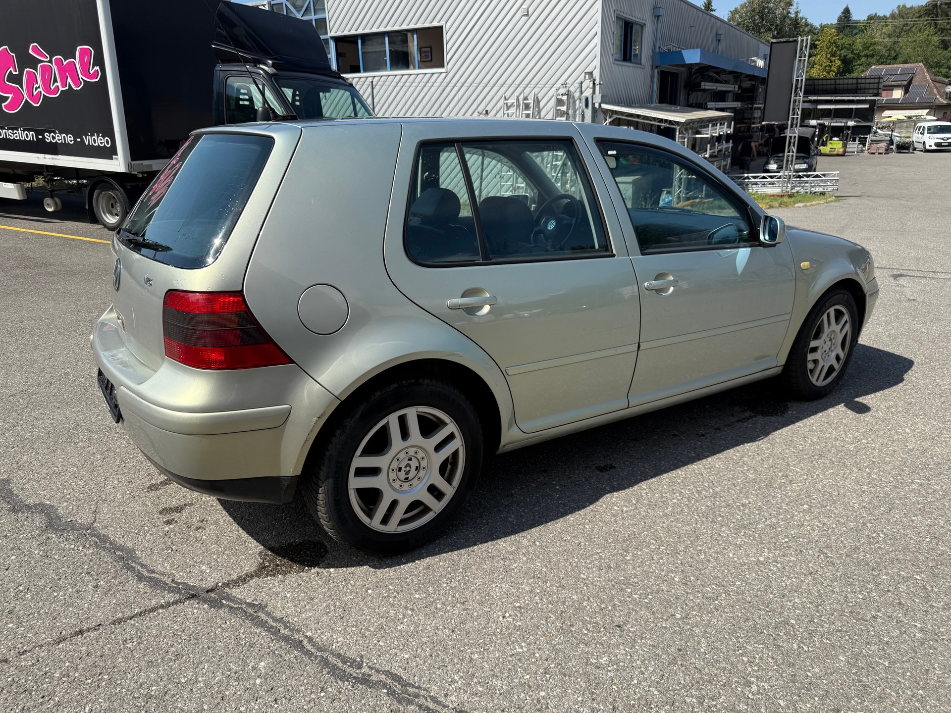 VW Golf 2.3 V5 GTI-image-3