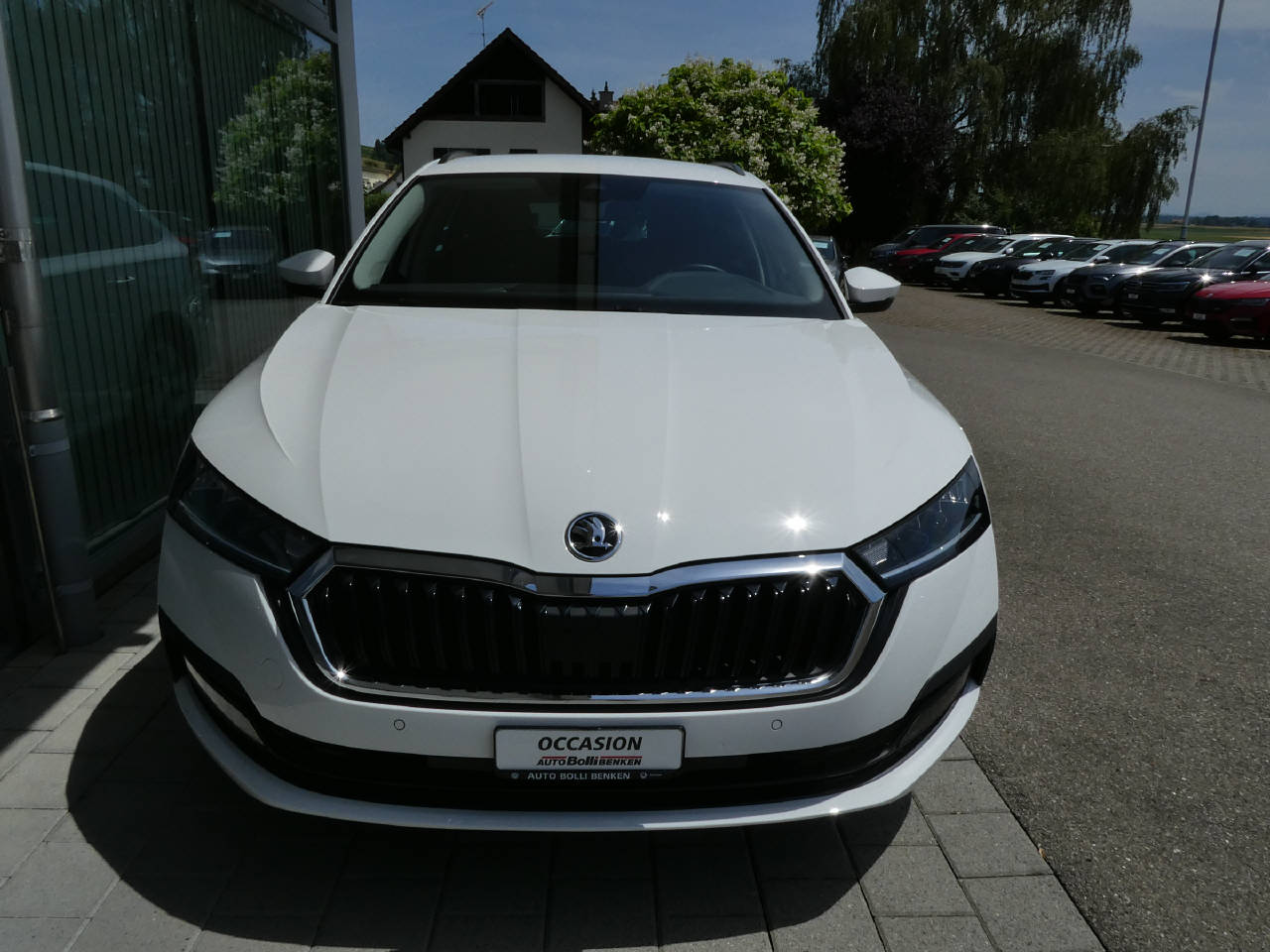 SKODA Octavia Combi 1.5 TSI Ambition DSG-image-2