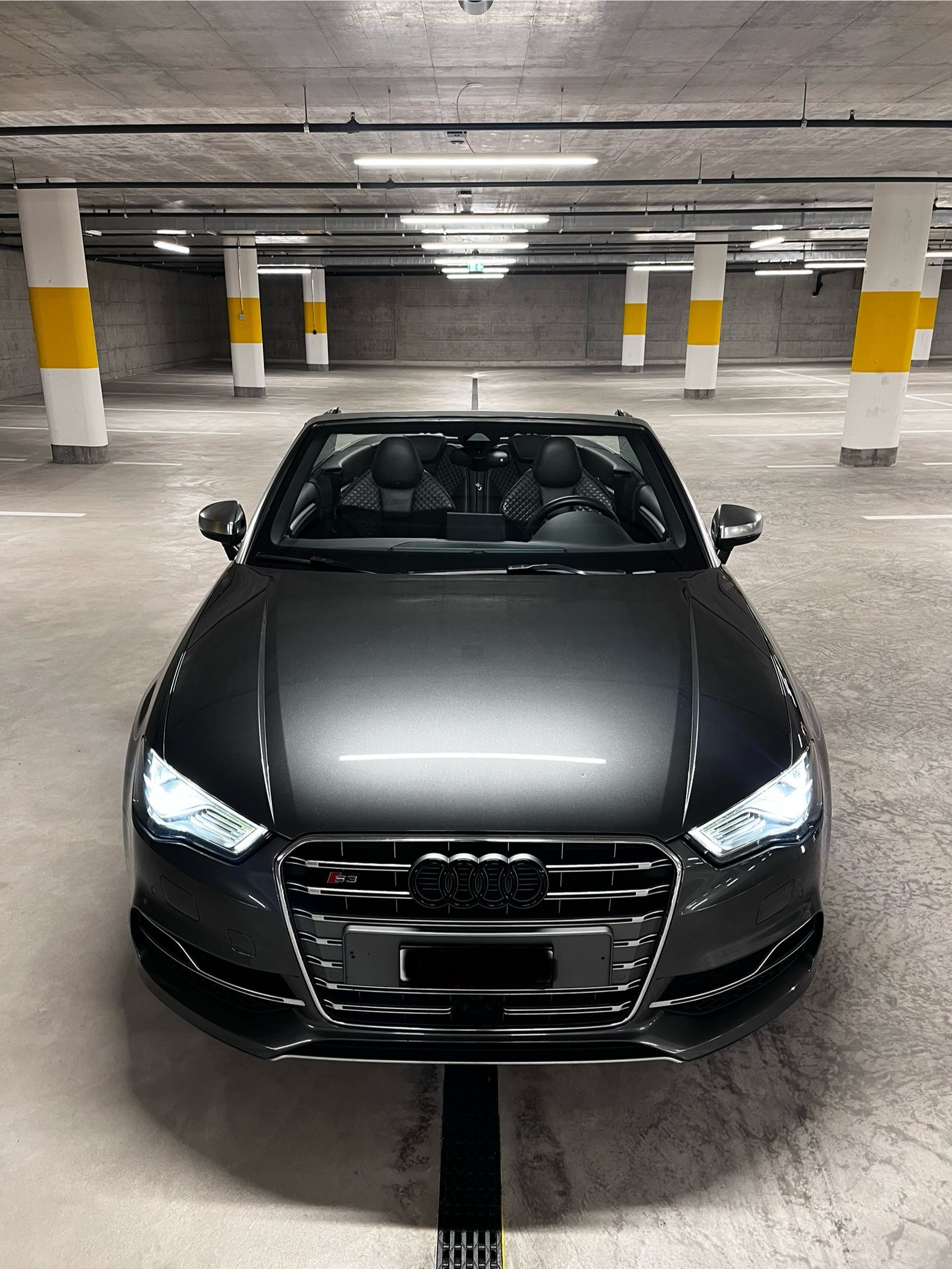 AUDI Cabrio-image-0