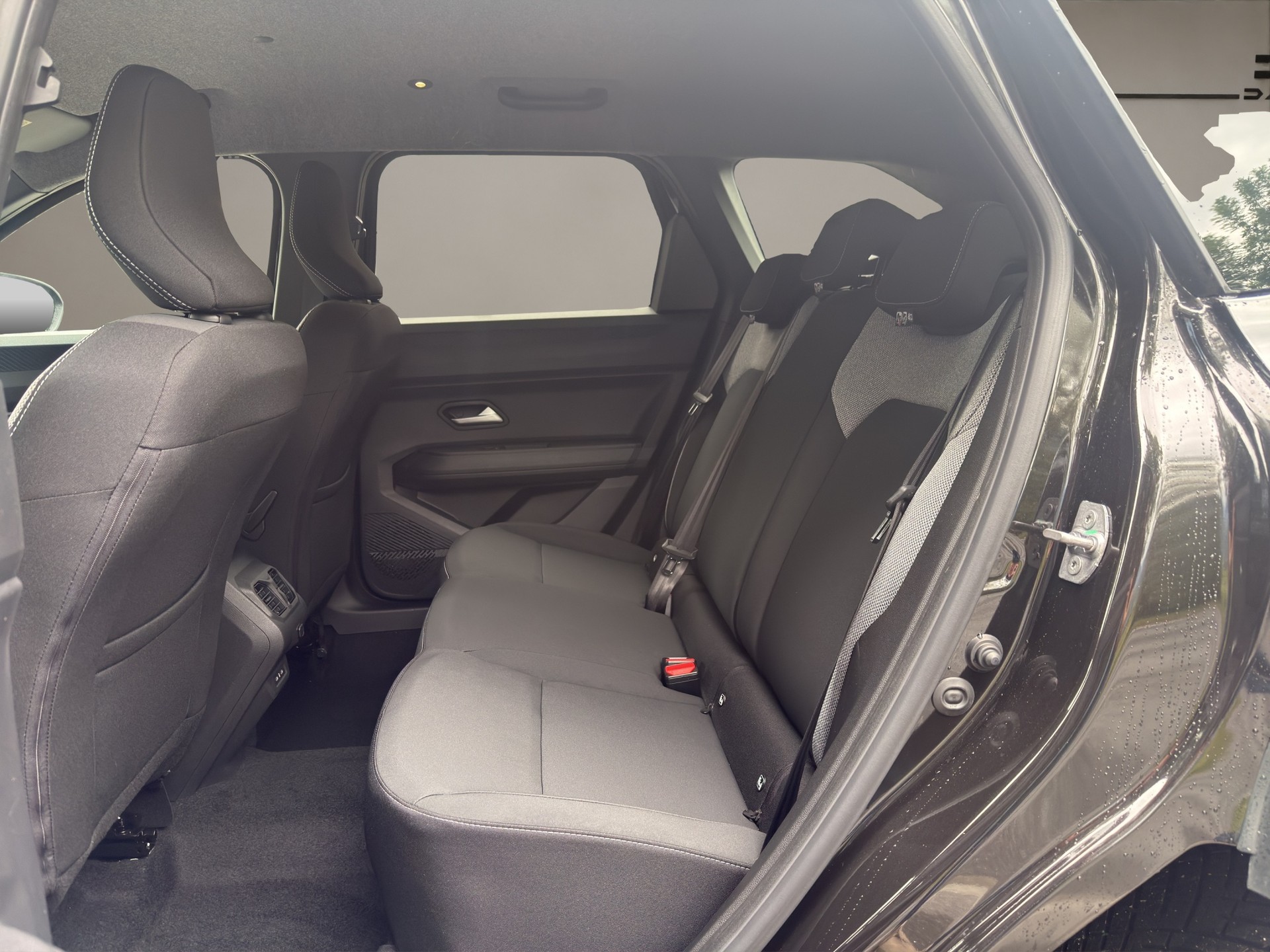 DACIA Bigster TCe 150 48V Journey 4x4-image-9