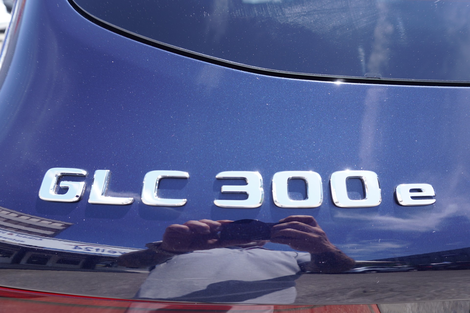 MERCEDES-BENZ GLC 300 e 4Matic 9G-Tronic-image-10