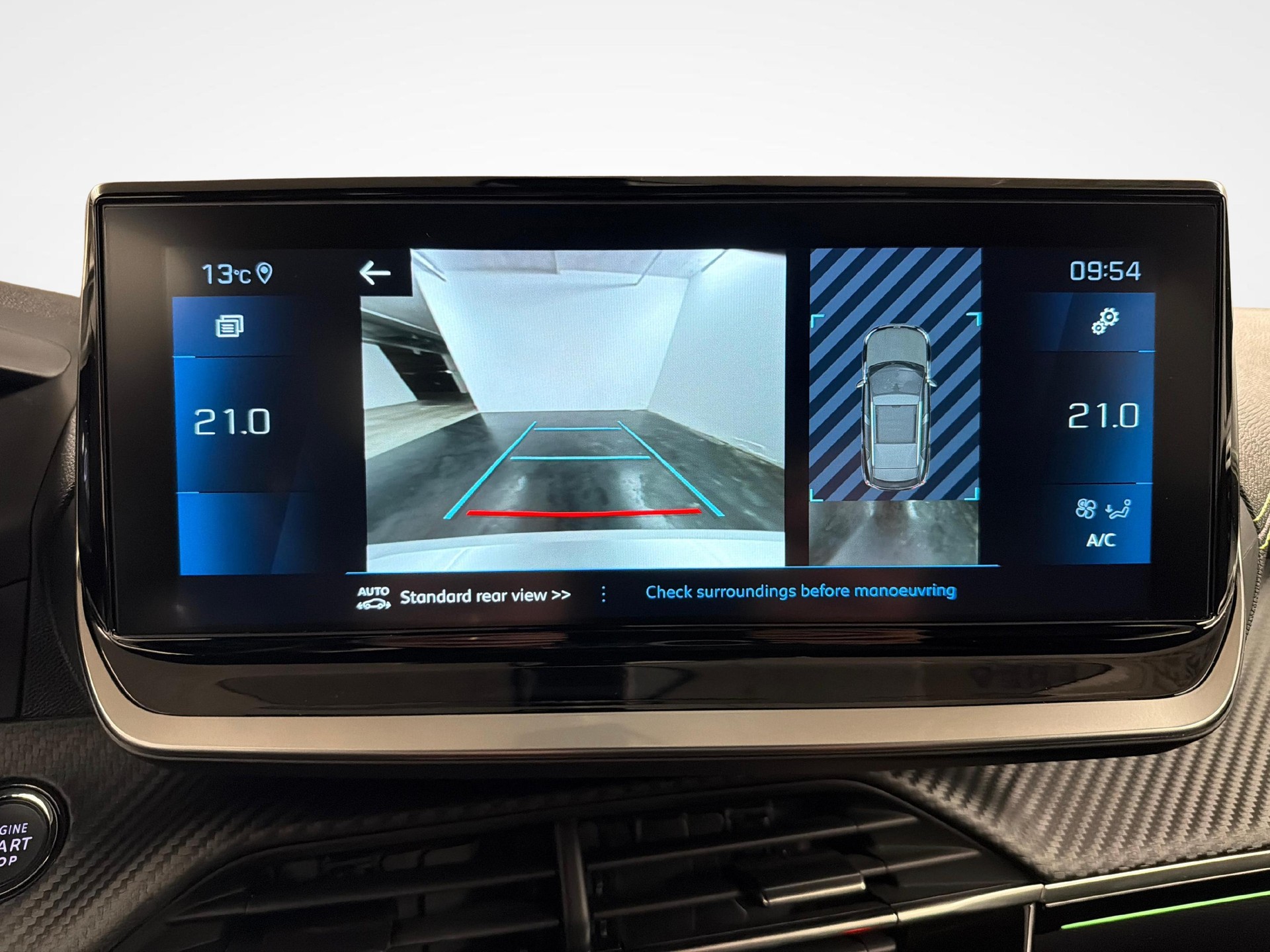 PEUGEOT 2008 1.2 PureTech 155 GT-image-13