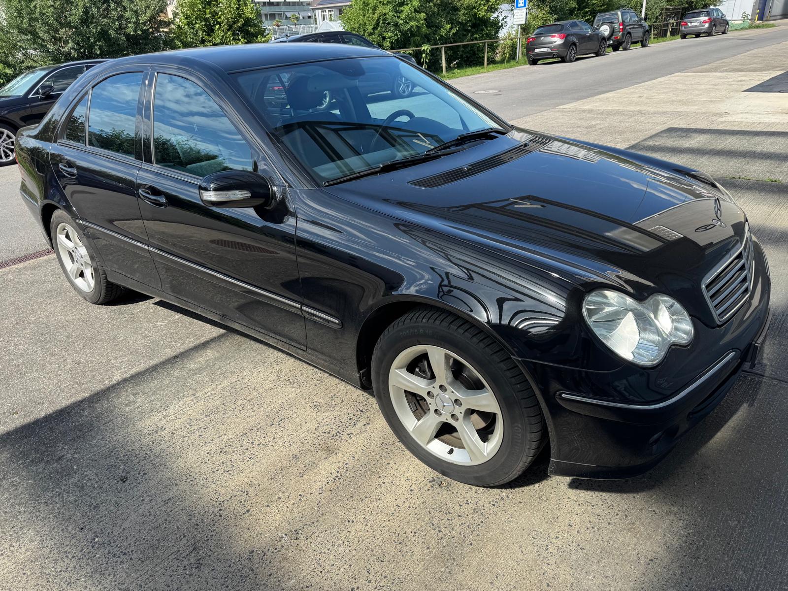 MERCEDES-BENZ C 180 Kompressor-image-0