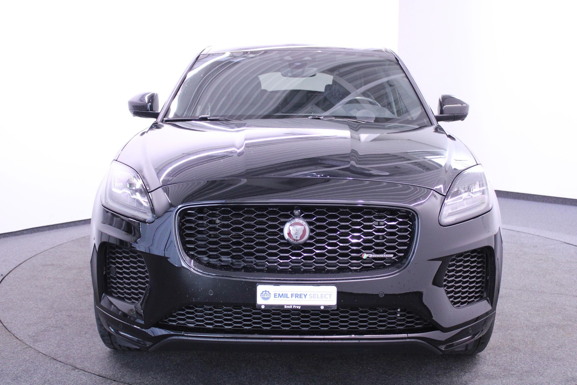 JAGUAR E-Pace 2.0 D 180 R-Dynamic S AWD-image-1