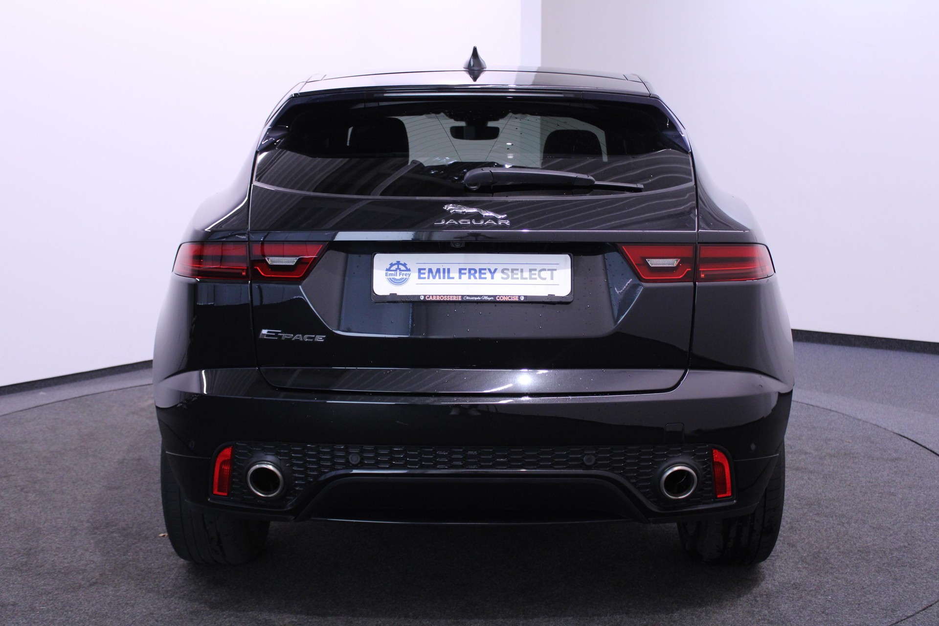 JAGUAR E-Pace 2.0 D 180 R-Dynamic S AWD-image-2