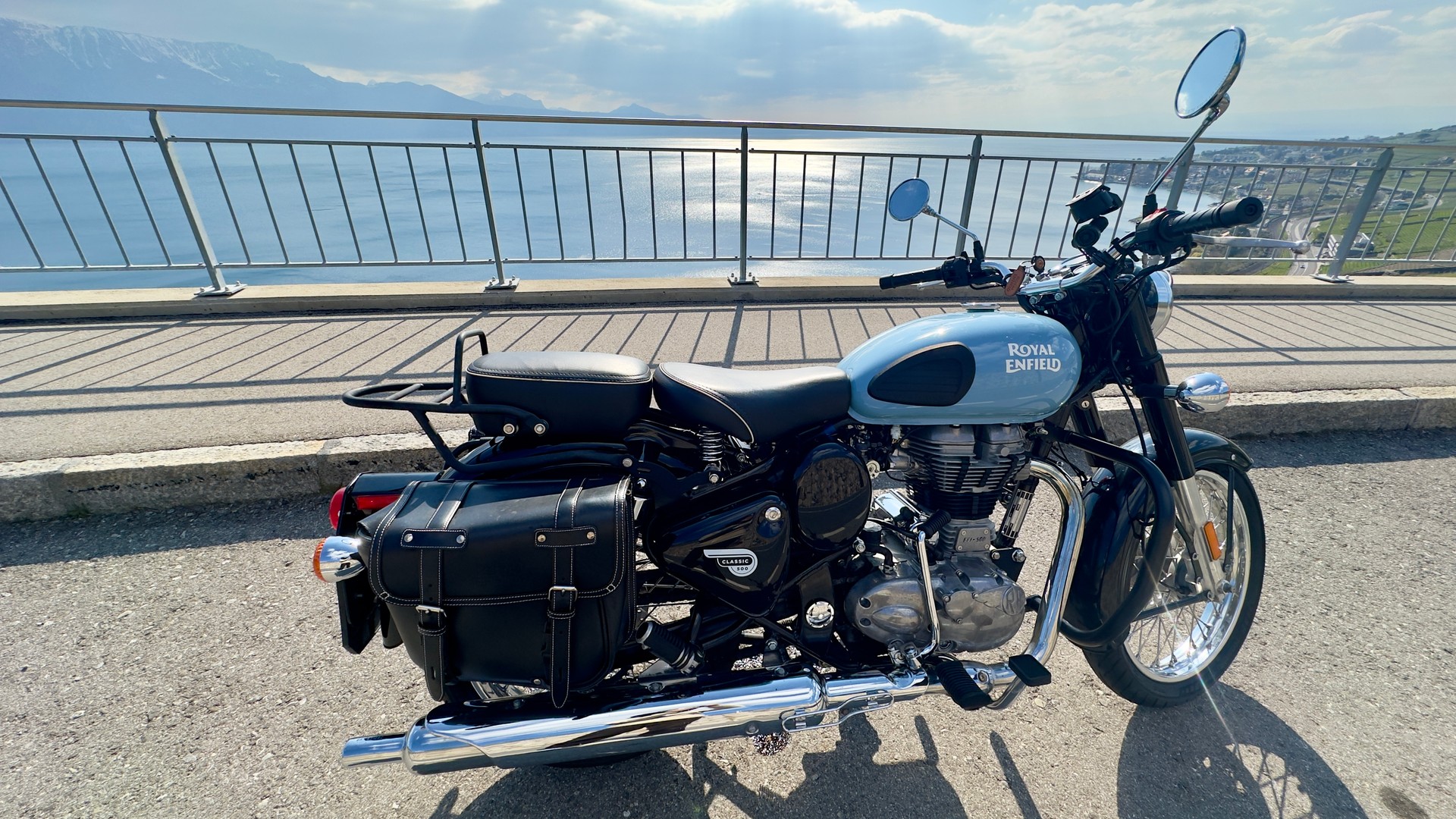 ROYAL ENFIELD BULLET 500