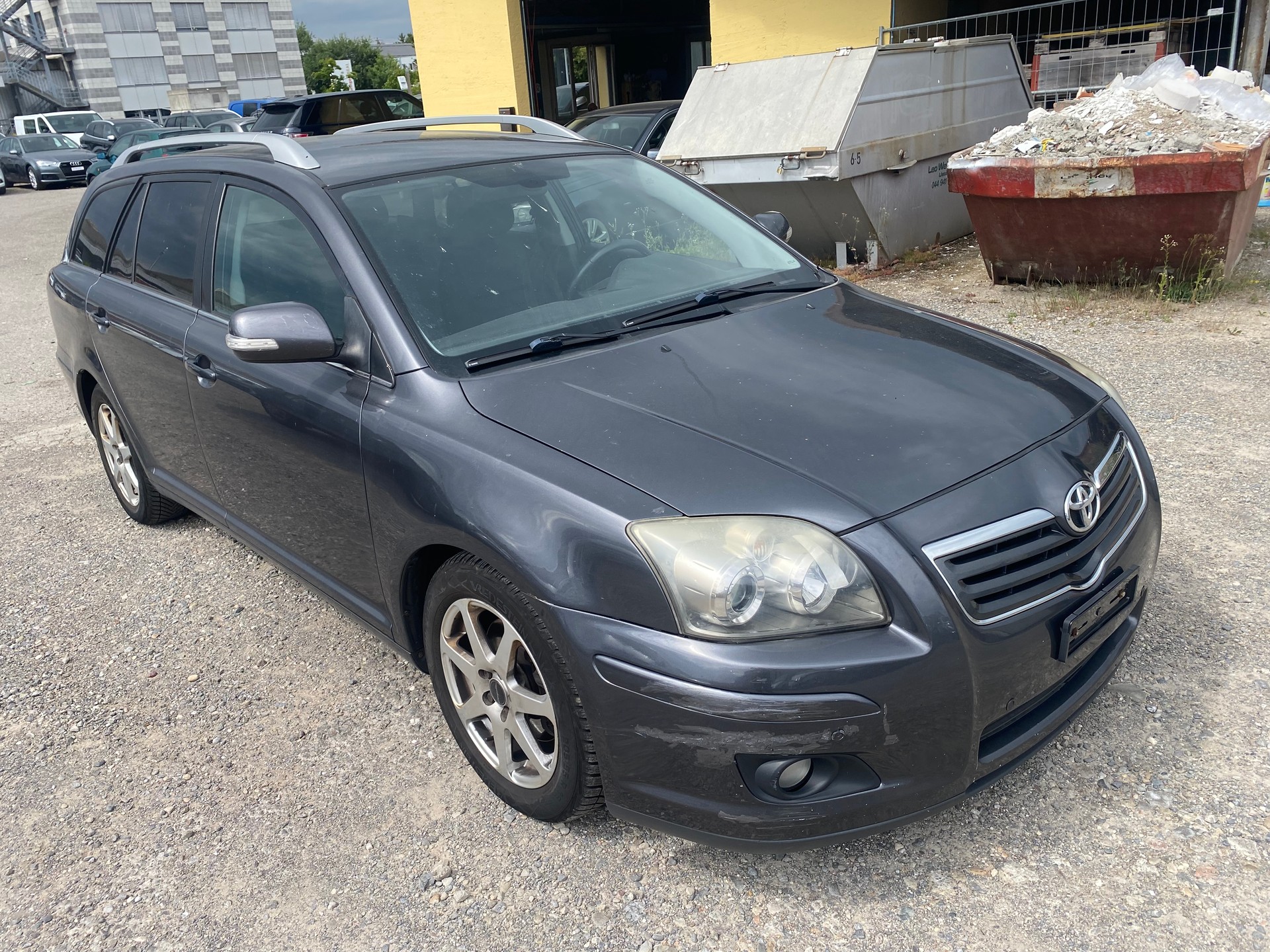 TOYOTA Avensis 2.0 D4 VVT-i Limited Sportswagon T-Step4-image-2