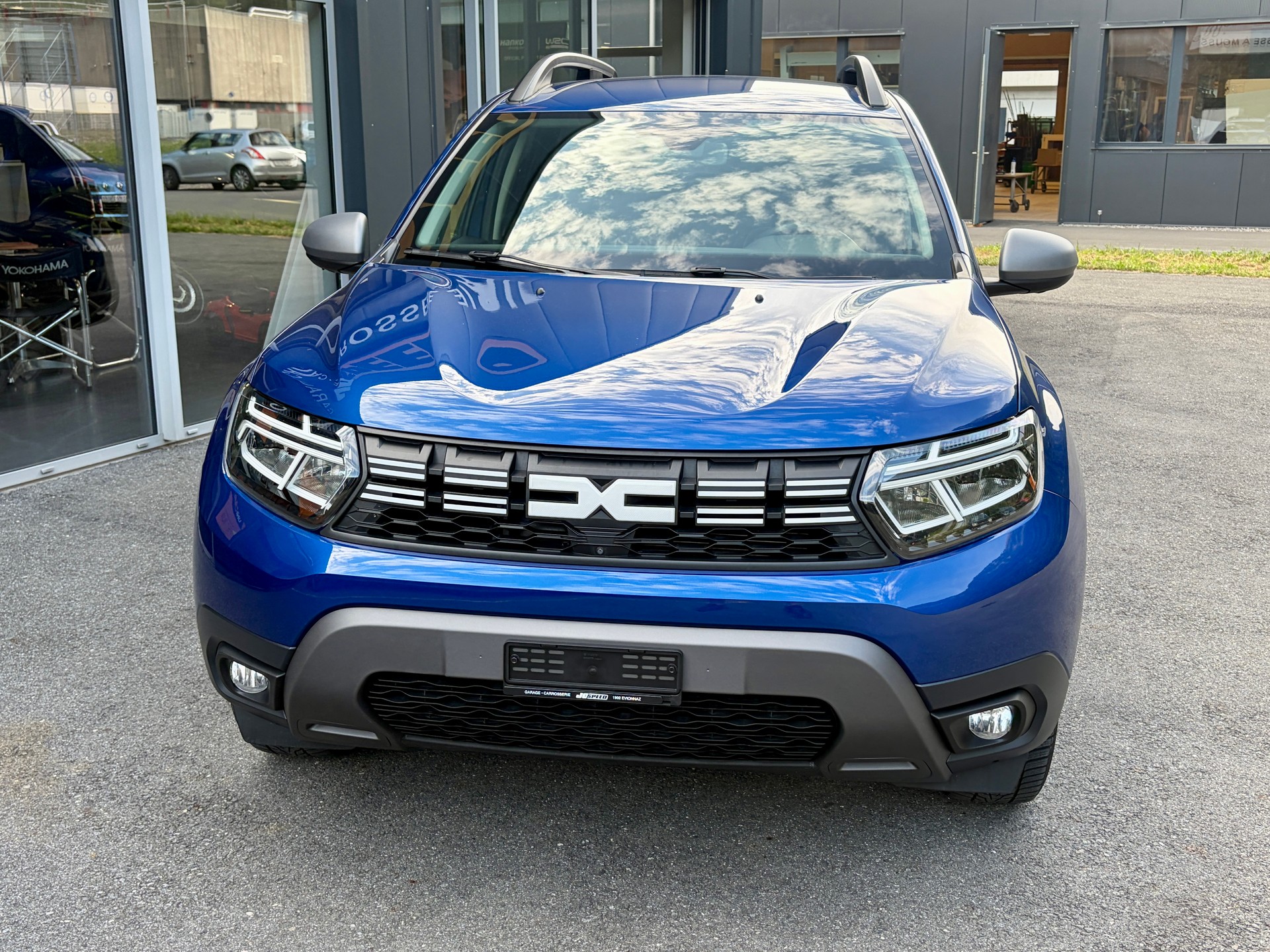 DACIA Duster TCe 150 Journey 4x4-showroom-element-1