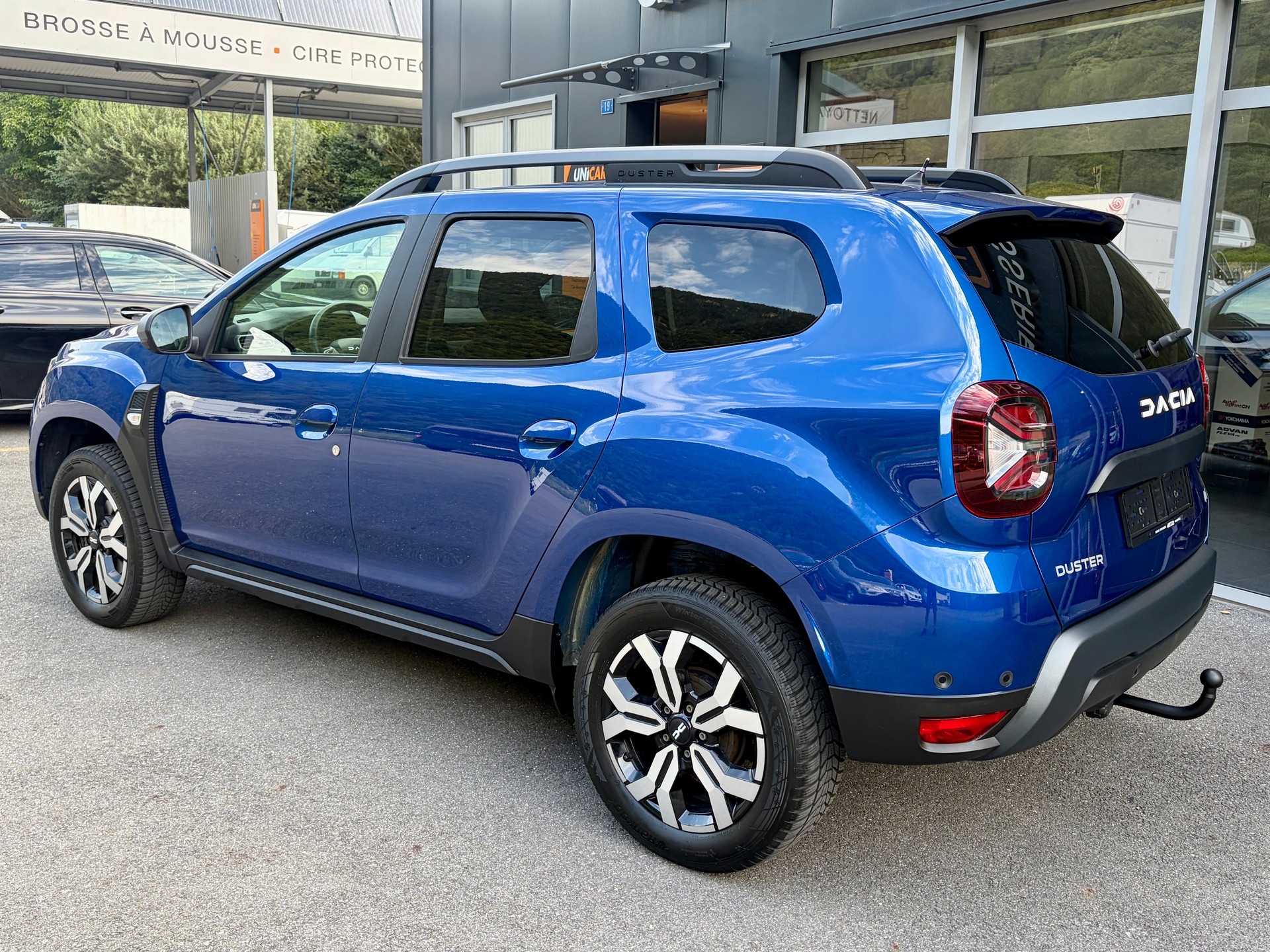DACIA Duster TCe 150 Journey 4x4-showroom-element-2