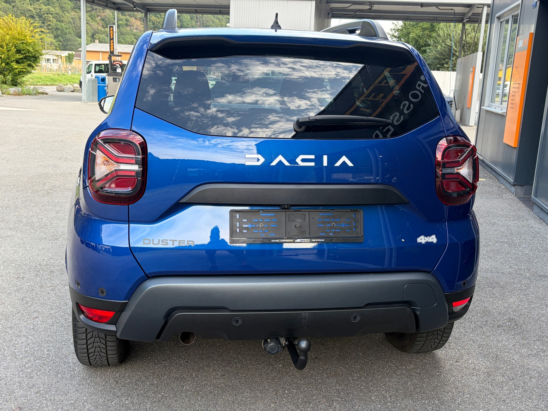 DACIA Duster TCe 150 Journey 4x4-showroom-element-3