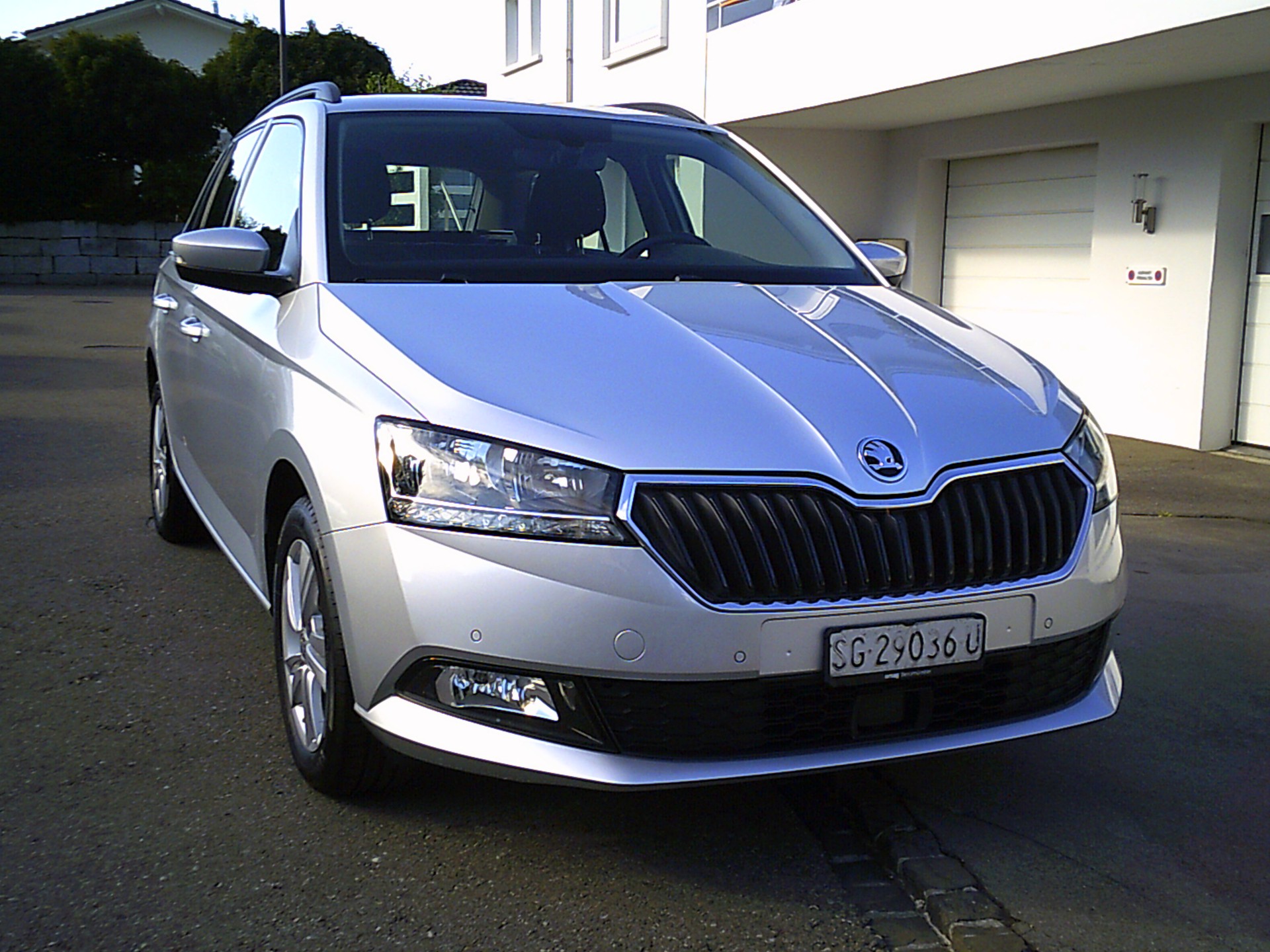 SKODA Fabia Combi 1.0 TSI Ambition-image-6