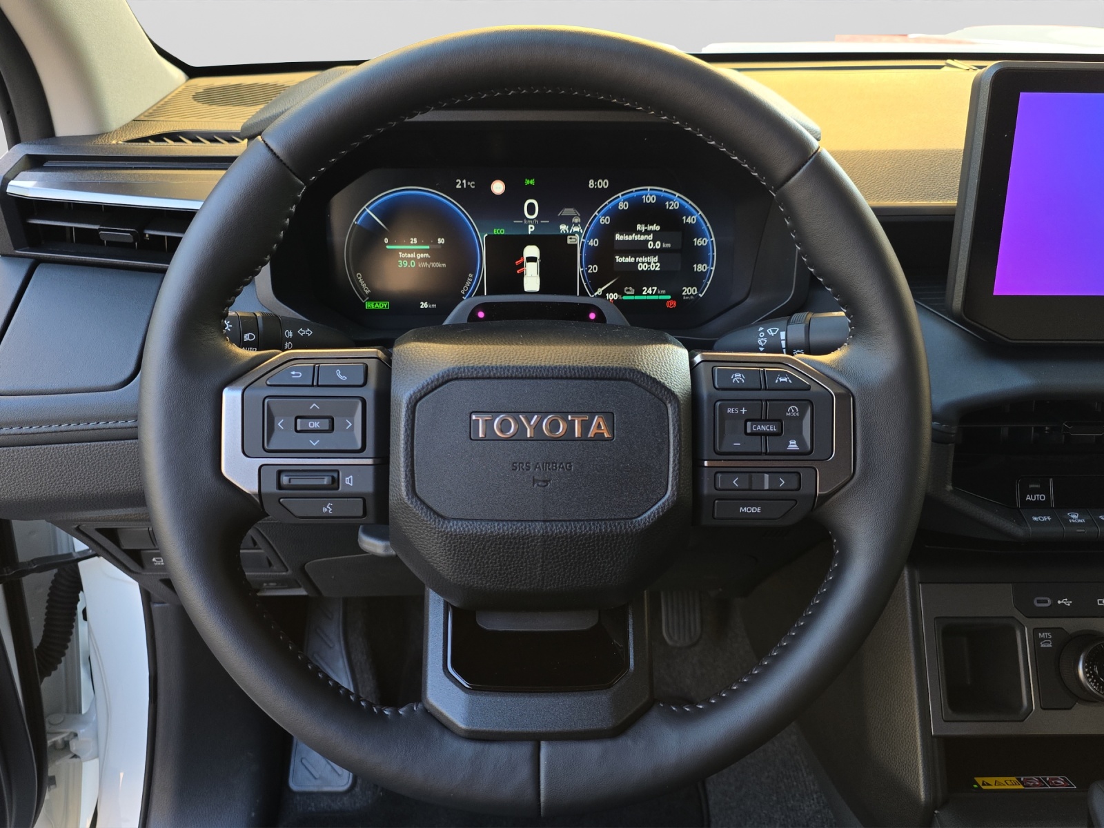 TOYOTA Hilux Double Cab.-Pick-up 59KWh Style-image-9