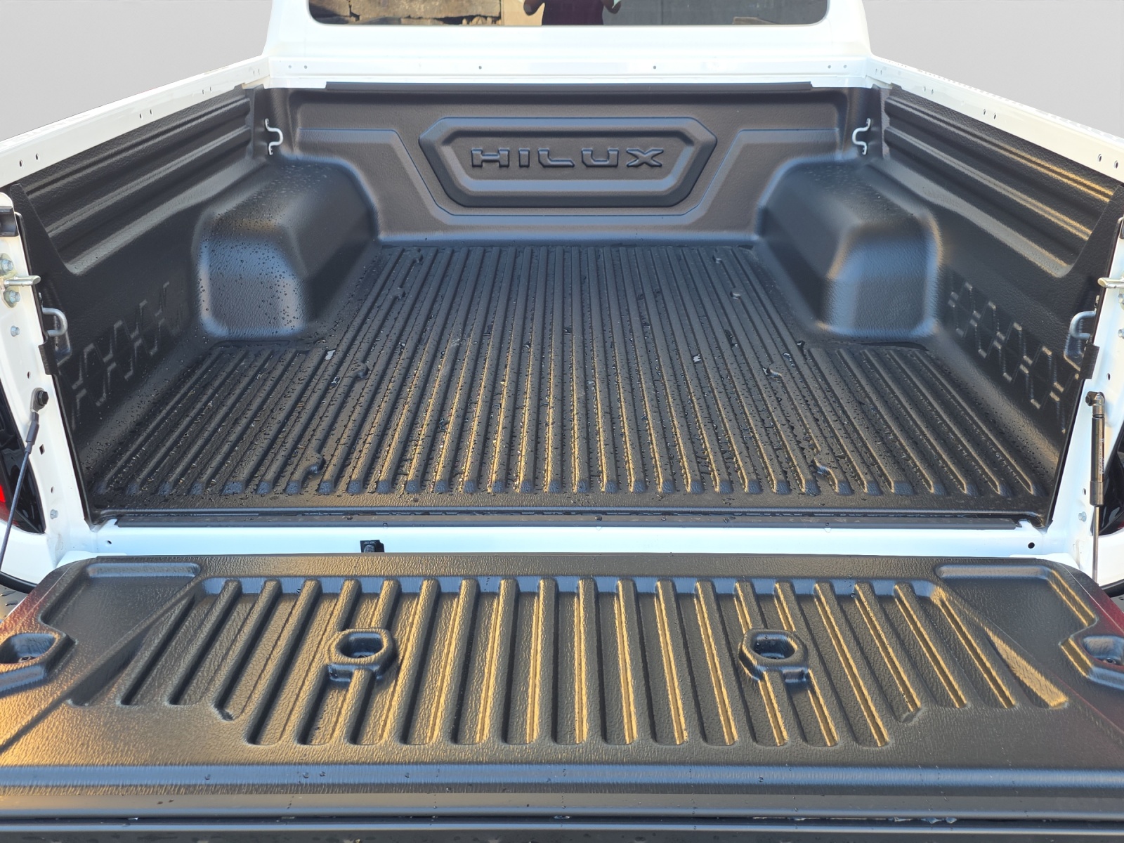 TOYOTA Hilux Double Cab.-Pick-up 59KWh Style-image-13