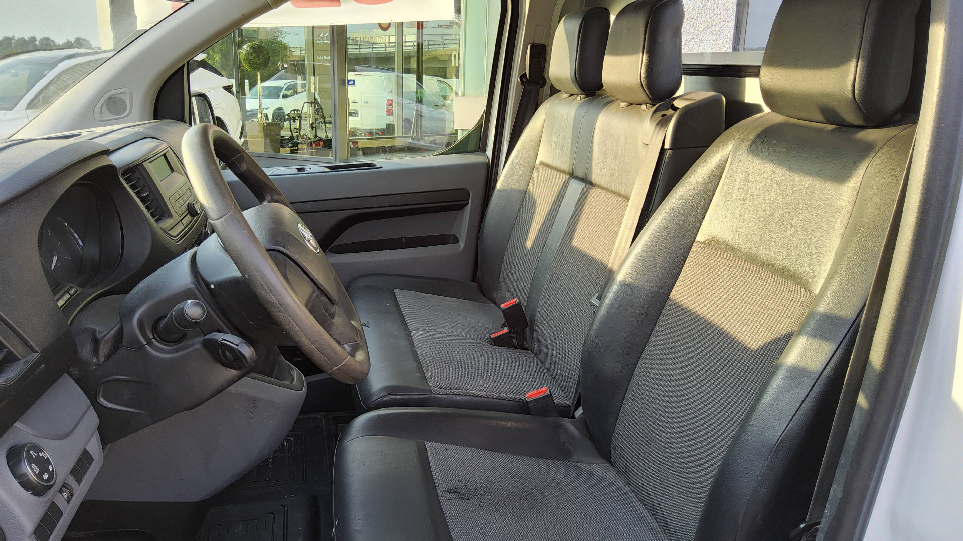 TOYOTA PROACE Kab.-Ch. H1 L1 2.0 D 150-image-6