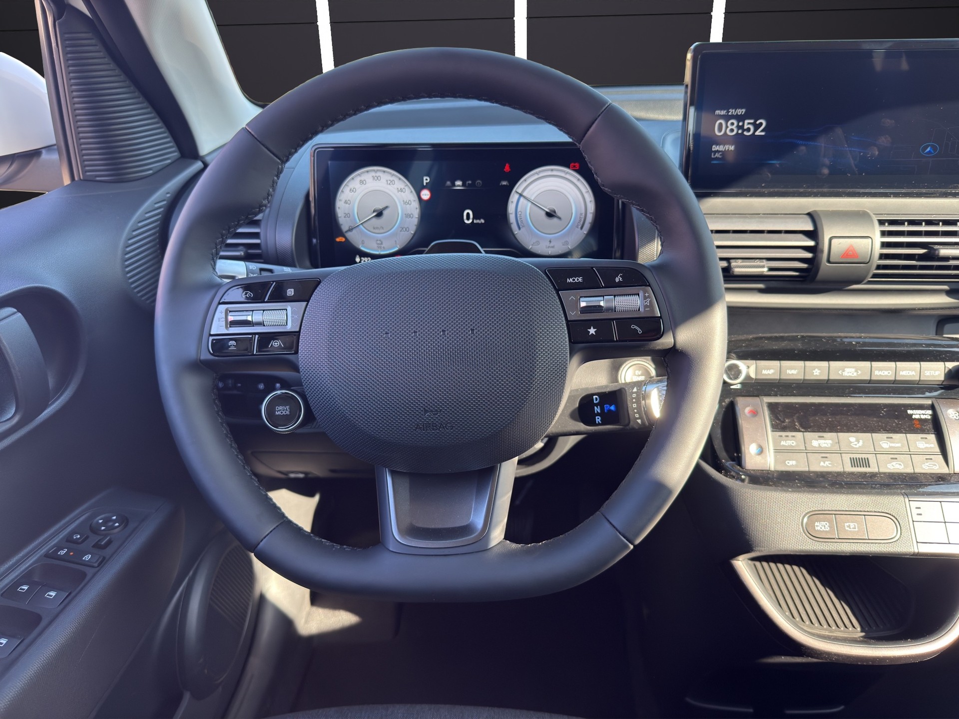 HYUNDAI Inster 42kWh Origo-image-9