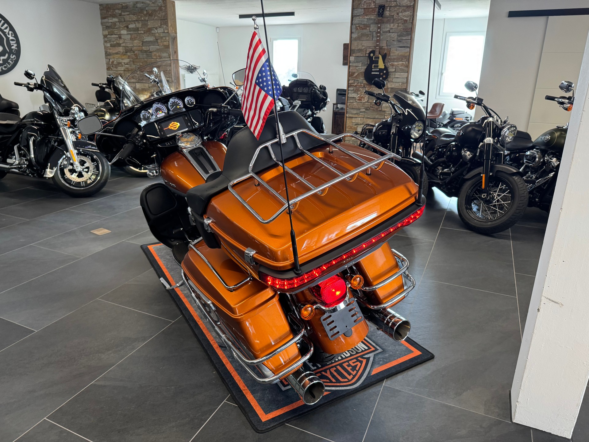 HARLEY-DAVIDSON Electra Glide 103 (35kW) Leasing Possible-image-7