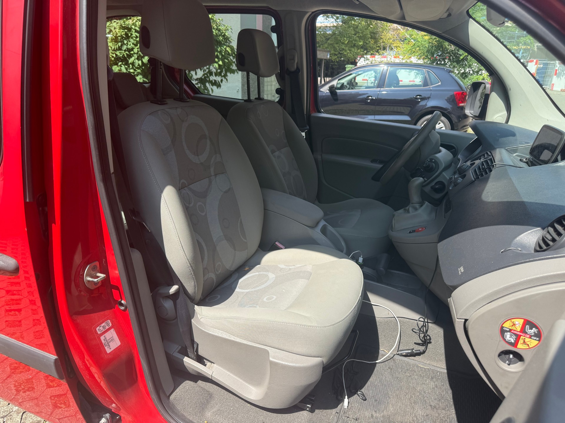 RENAULT Kangoo 1.6 16V Authentique-image-4