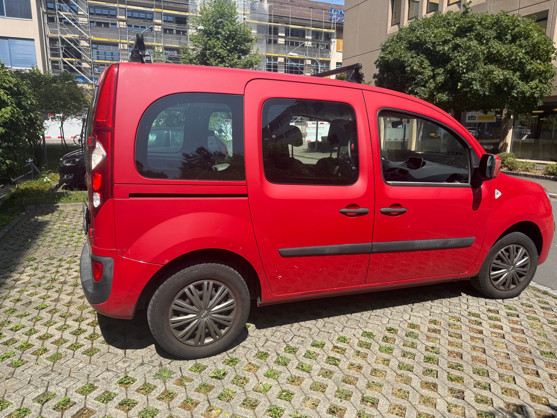 RENAULT Kangoo 1.6 16V Authentique-image-3