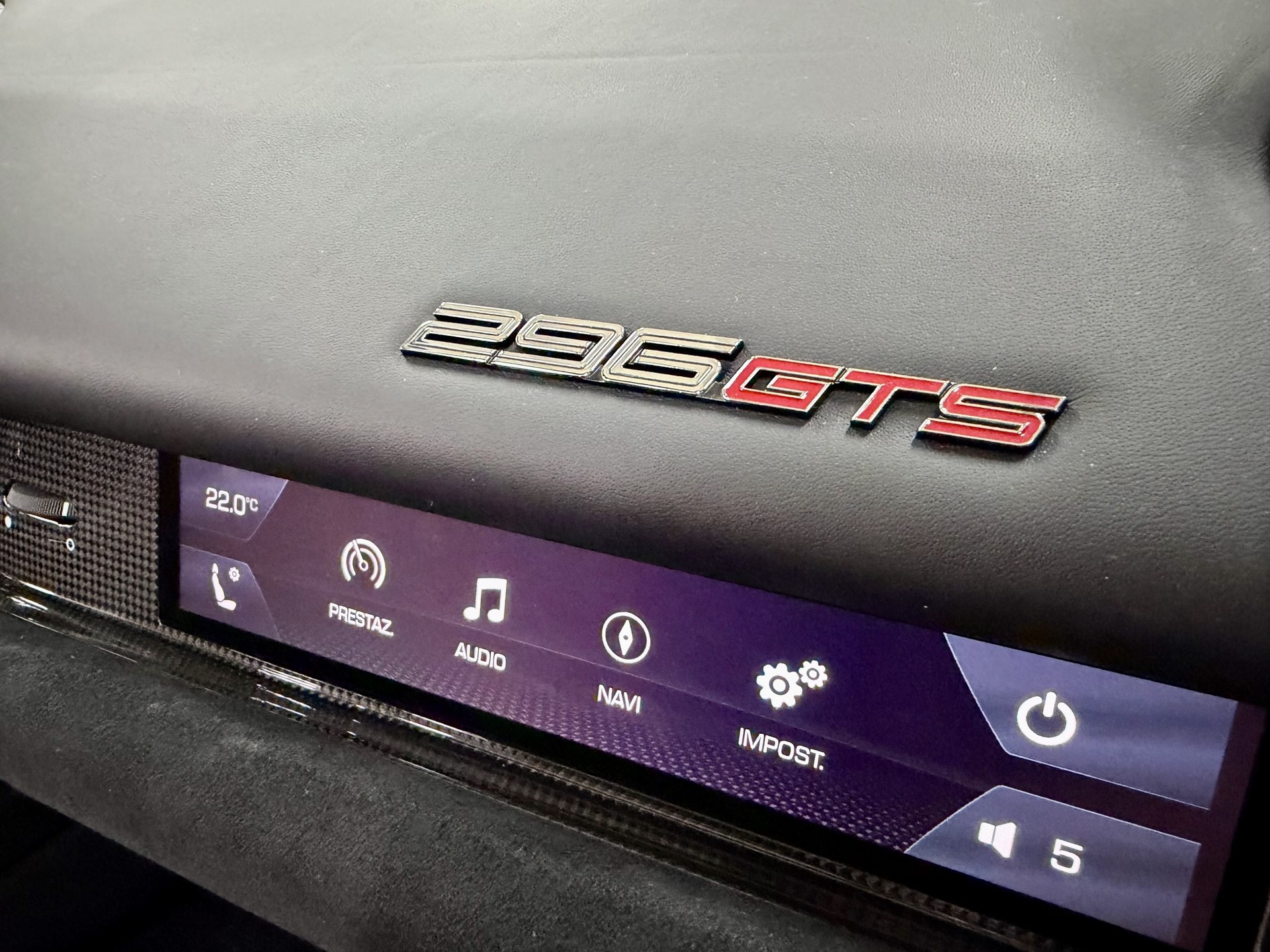 FERRARI 296 GTS Rosso Corsa-image-16