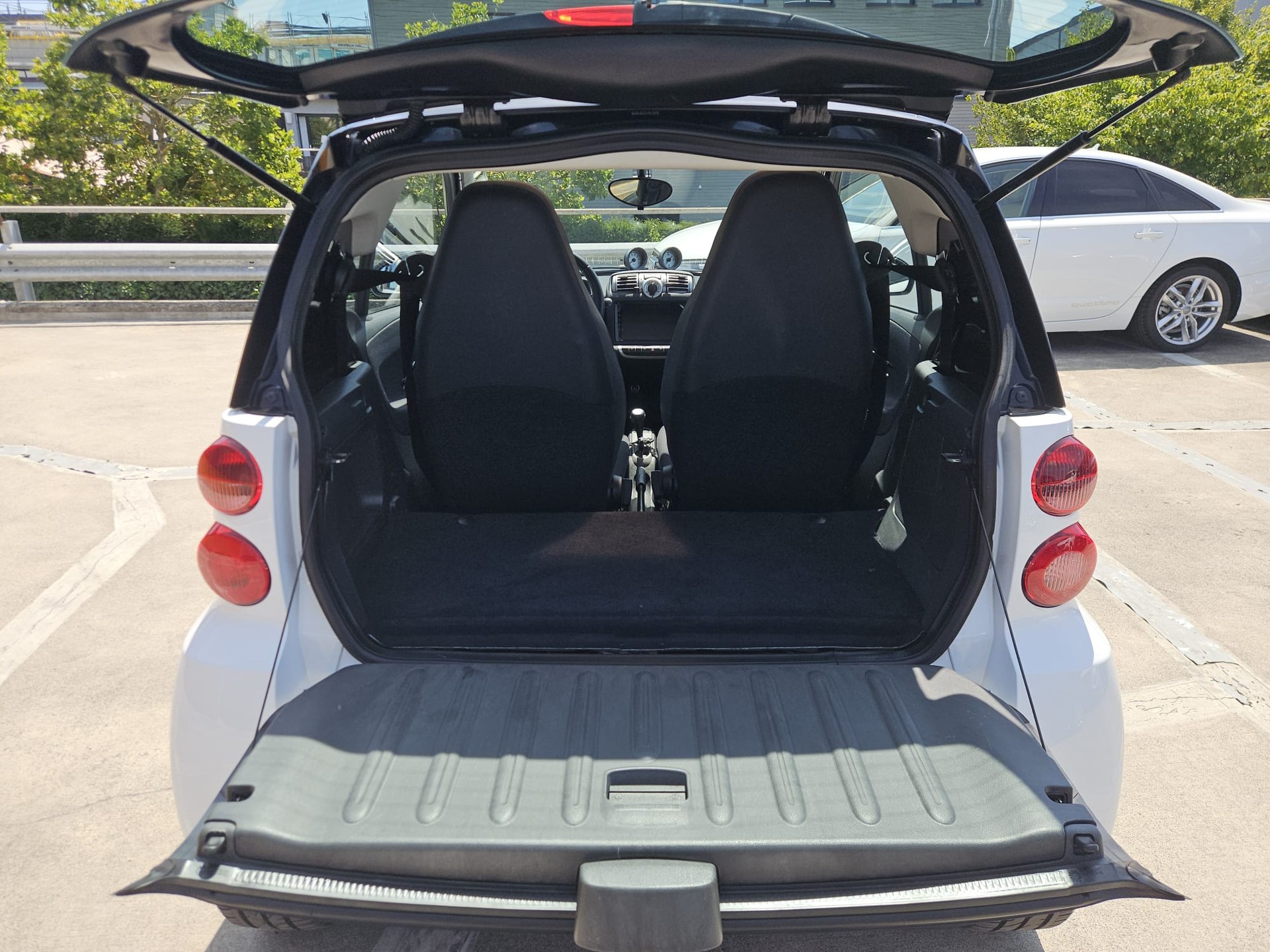 SMART fortwo swiss edition mhd softouch-image-8