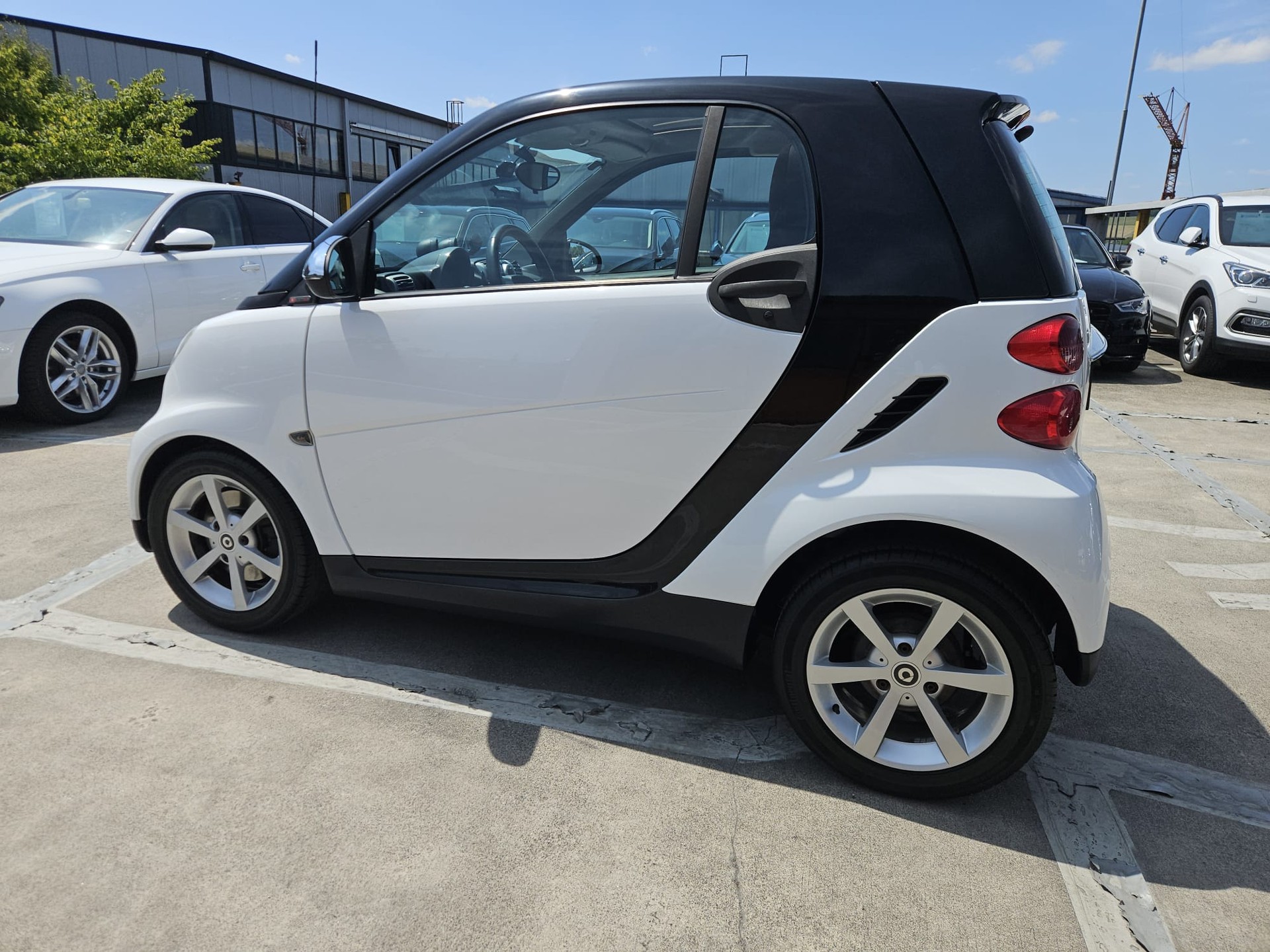 SMART fortwo swiss edition mhd softouch-image-1