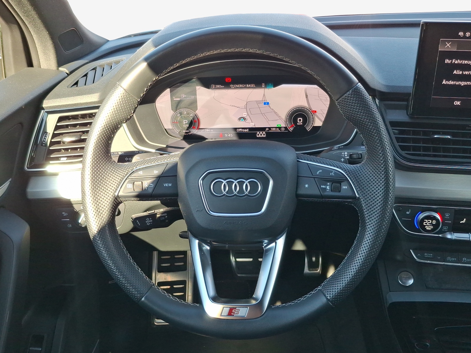 AUDI Q5 Sportback 40 TDI S line quattro S-tronic-image-9