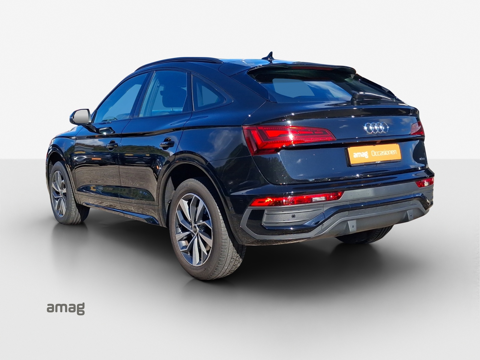 AUDI Q5 Sportback 40 TDI S line quattro S-tronic-image-2