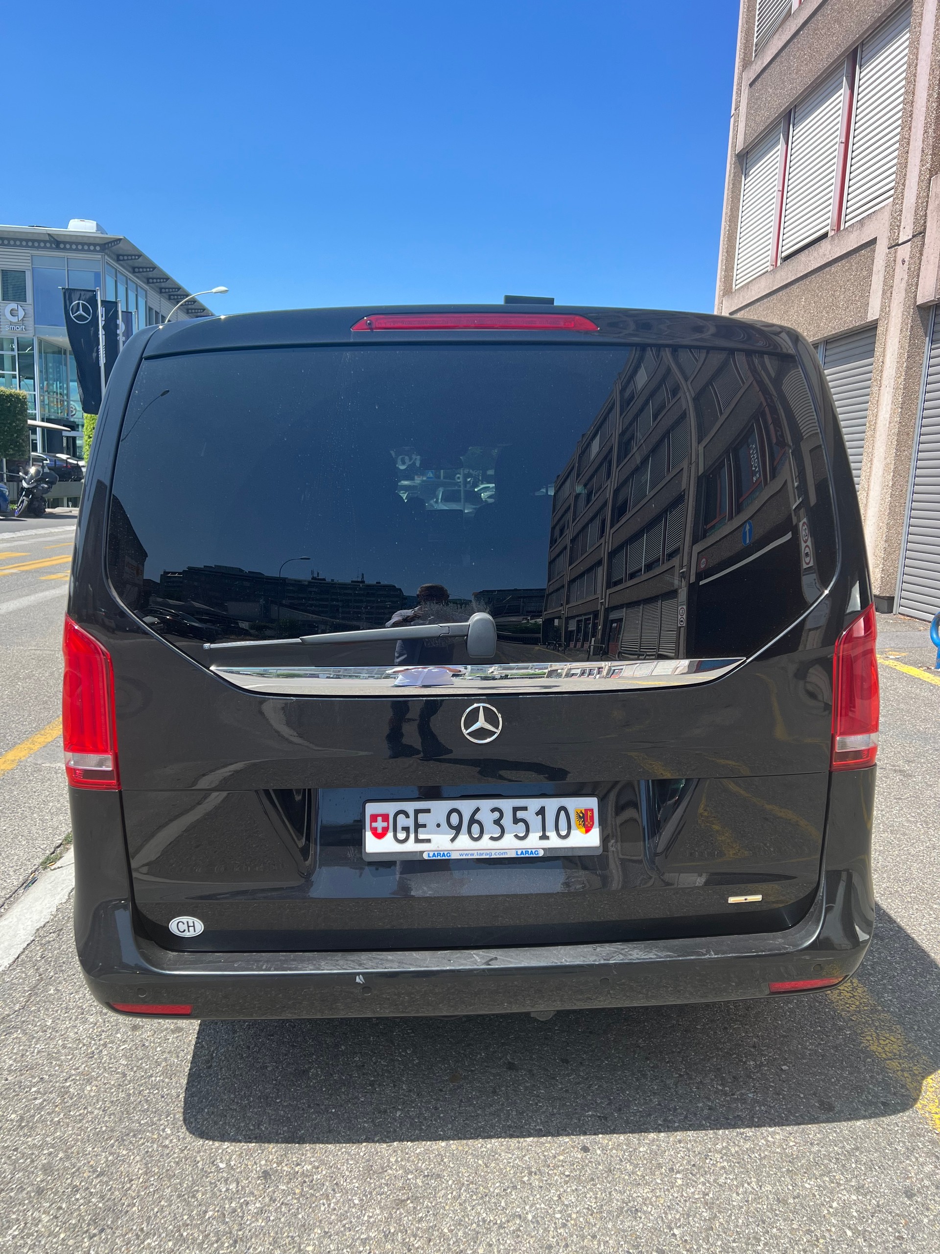 MERCEDES-BENZ V 300 d Swiss Ed. extr.lg. 4m-image-2
