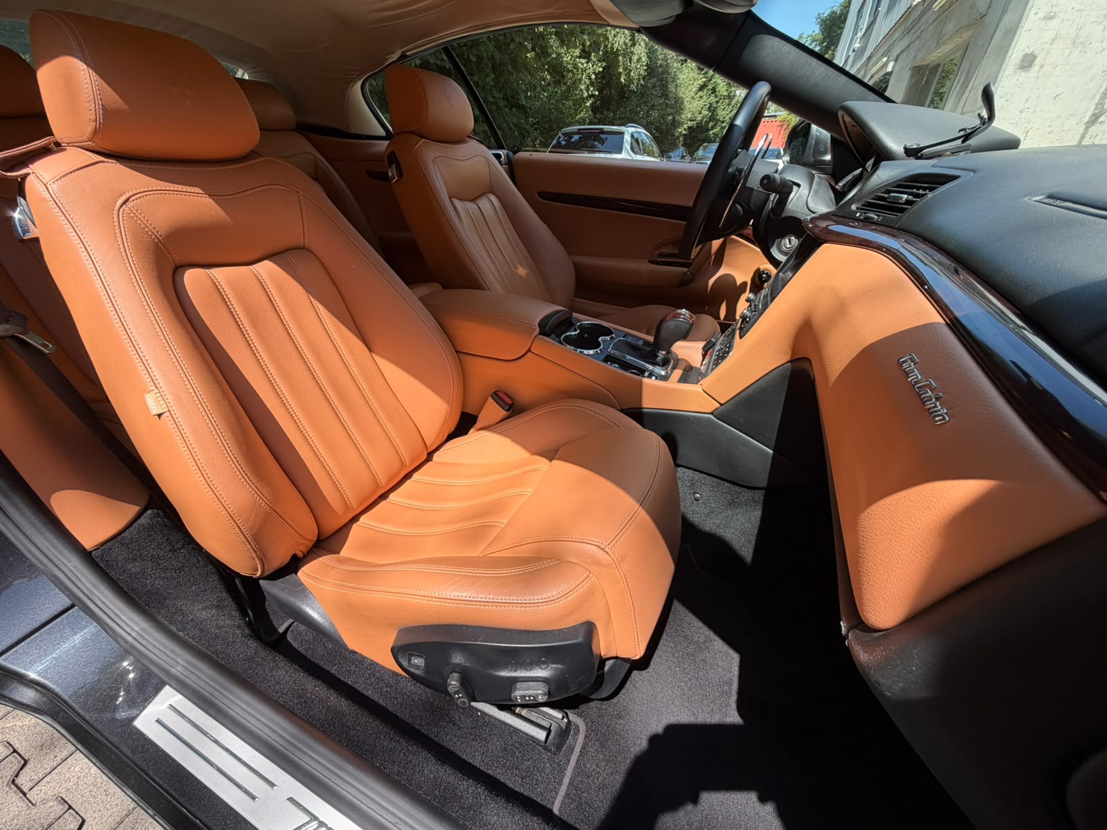 MASERATI GranCabrio Automatica-image-16