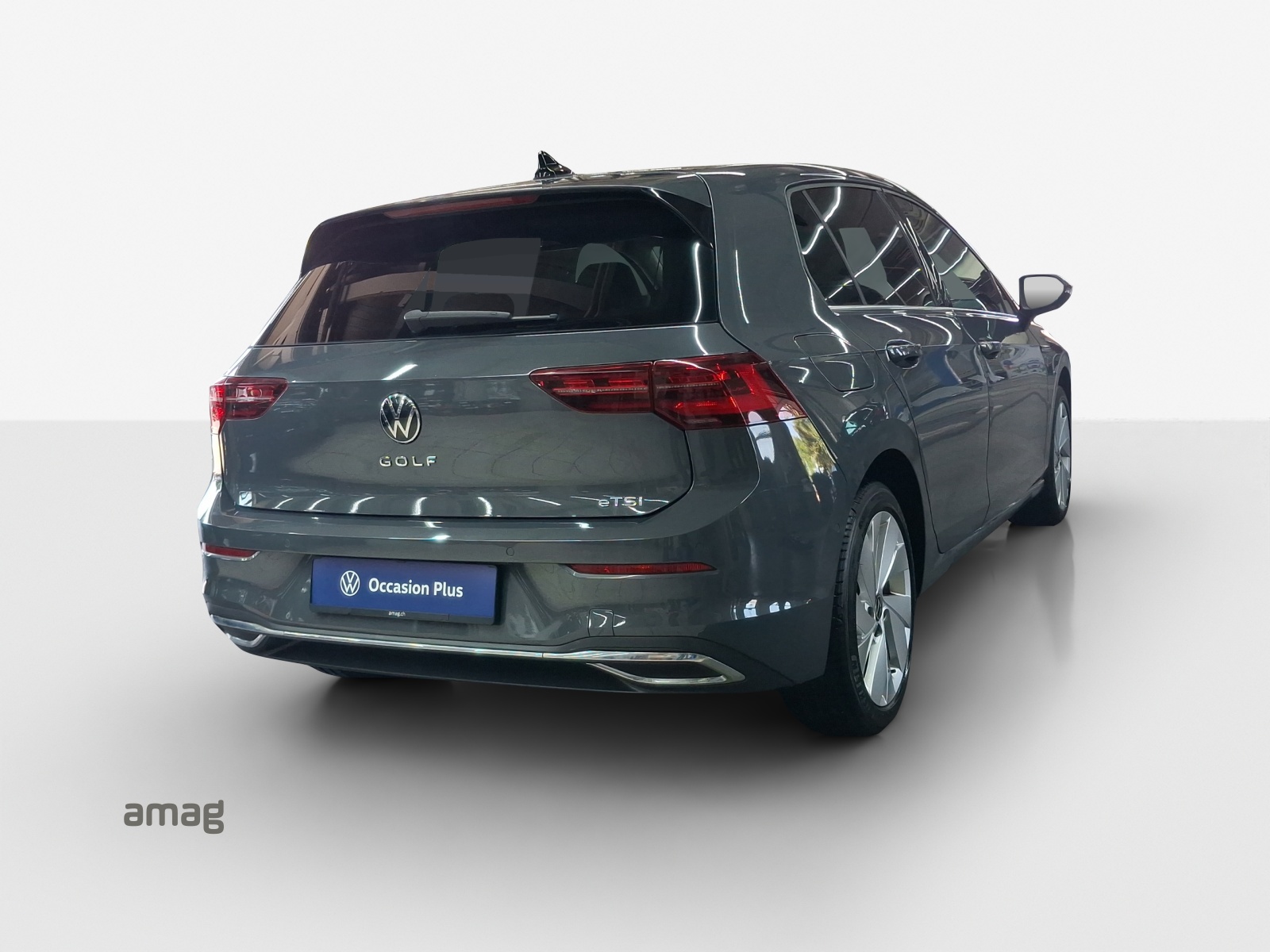 VW Golf 1.5 eTSI mHEV ACT Style DSG-image-4