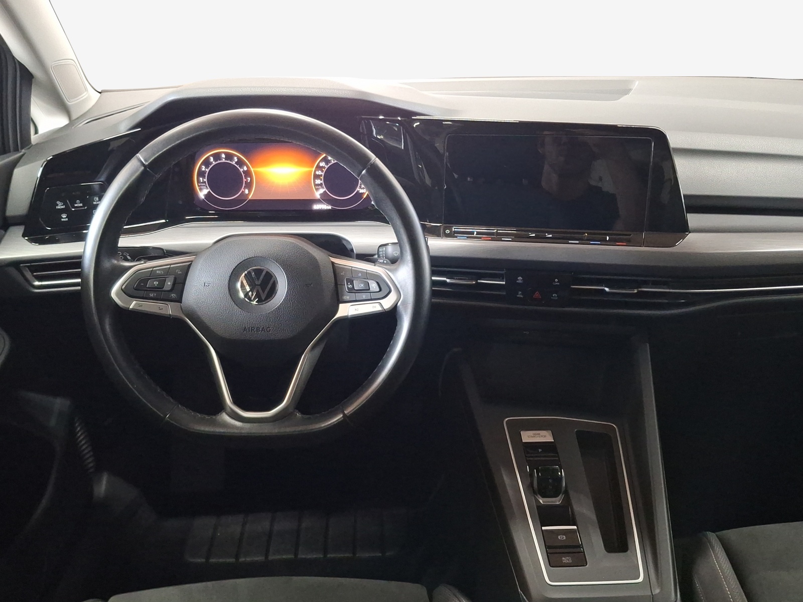 VW Golf 1.5 eTSI mHEV ACT Style DSG-image-8