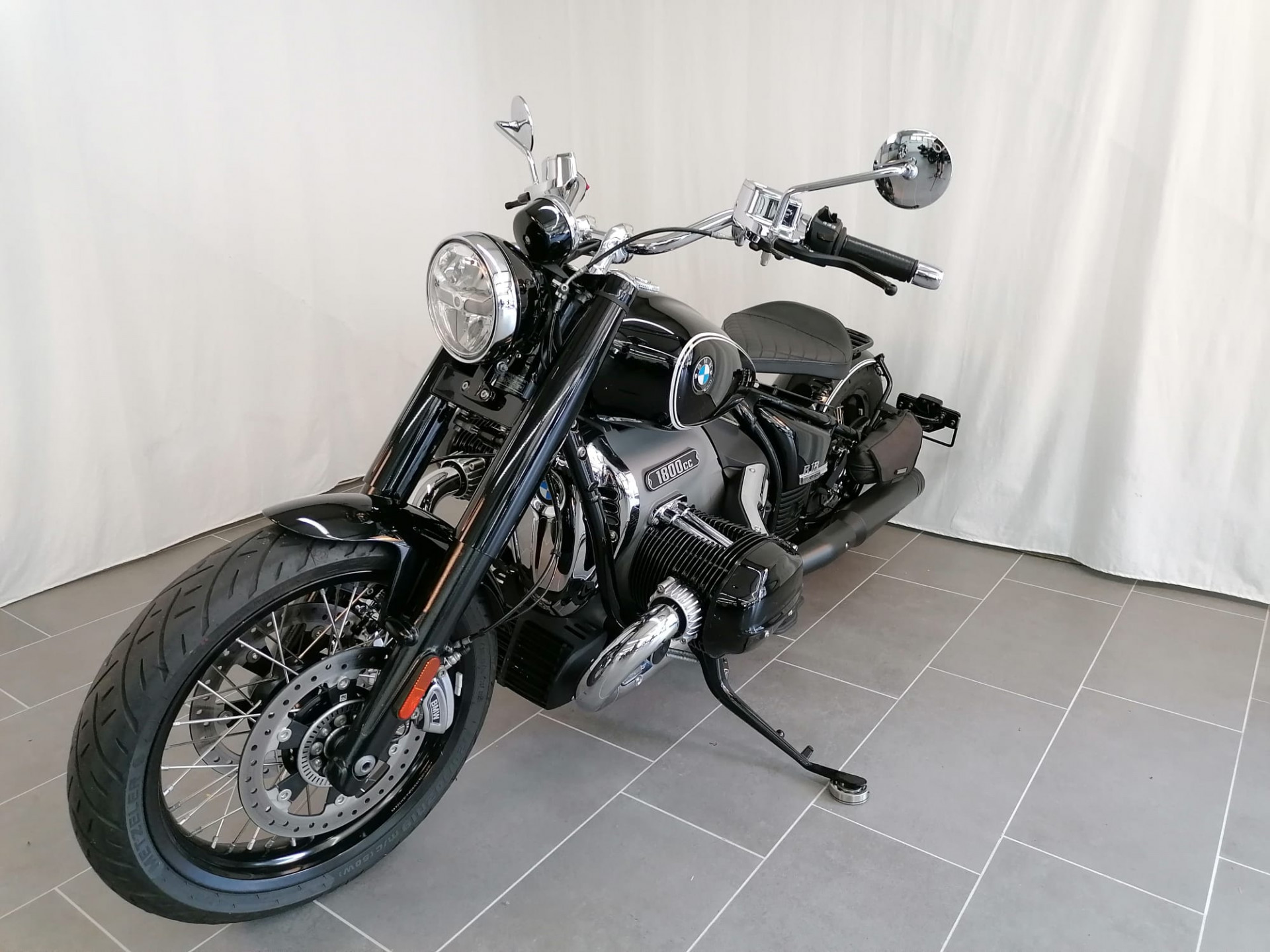 BMW R 18-showroom-element-2