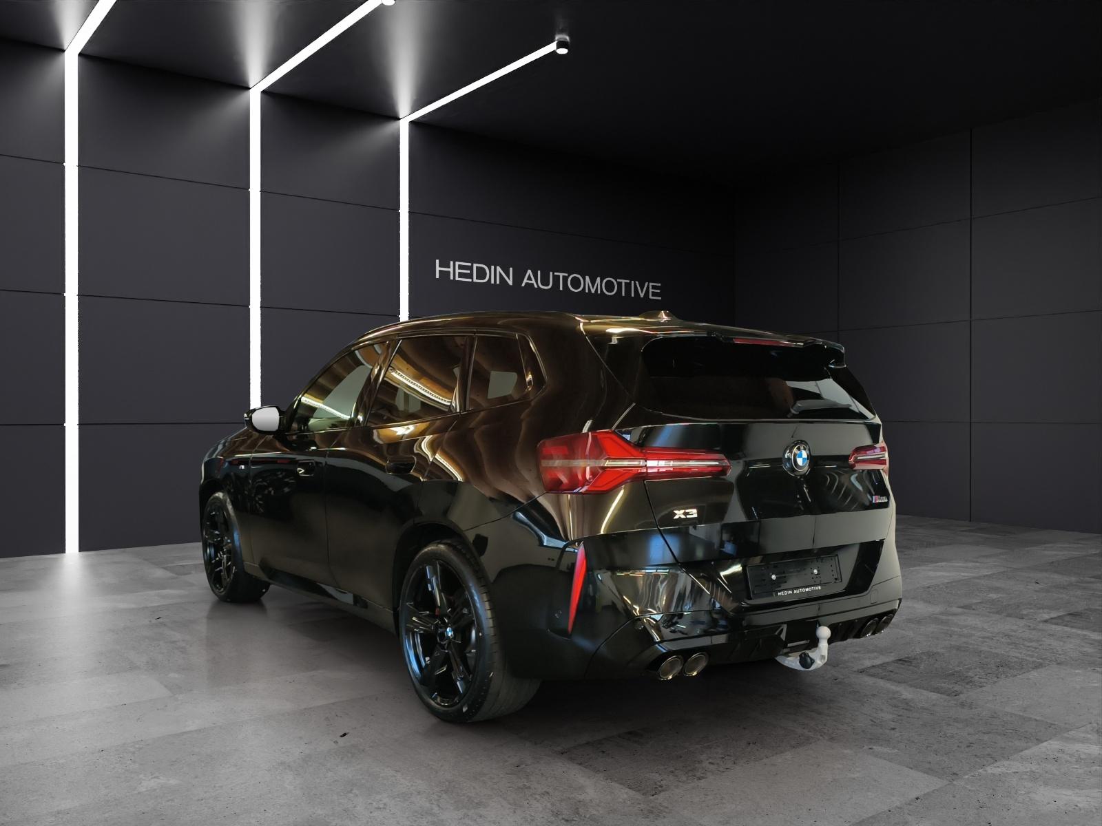 BMW X3 M50i-showroom-element-2