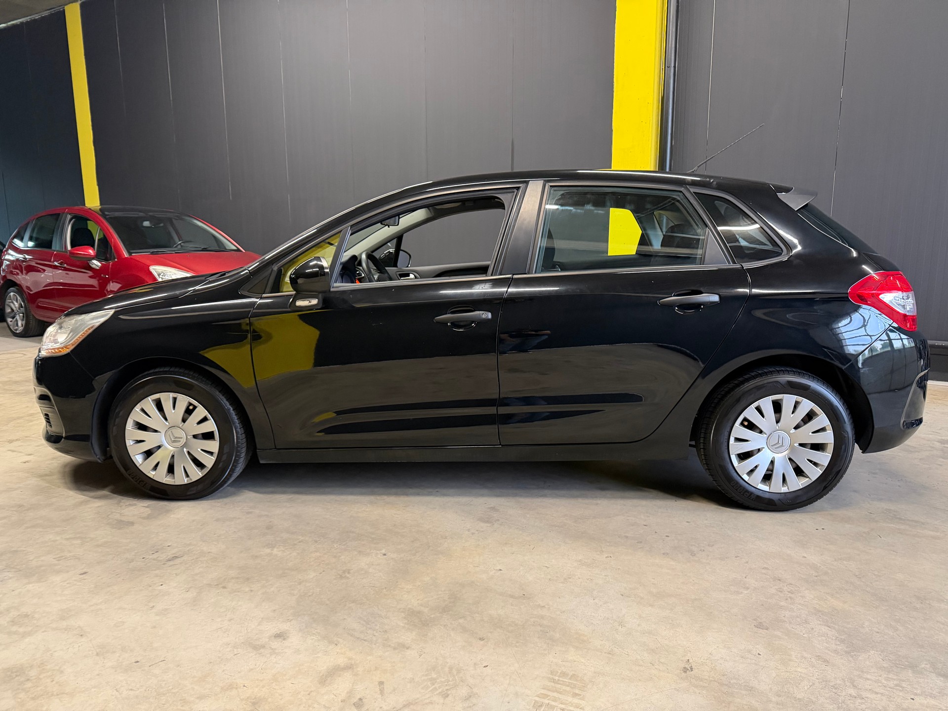 CITROEN C4 Berline 1.4 VTi Attraction-image-1