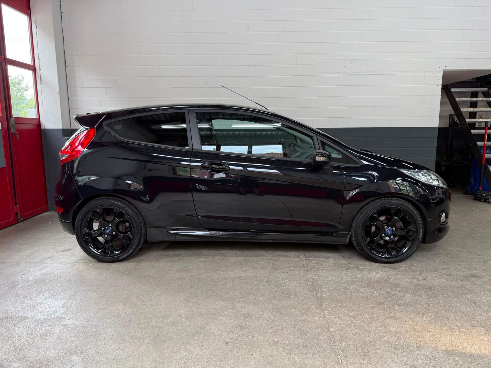 FORD Fiesta 1.6 16V Magnet //NEU AB MFK!-image-4