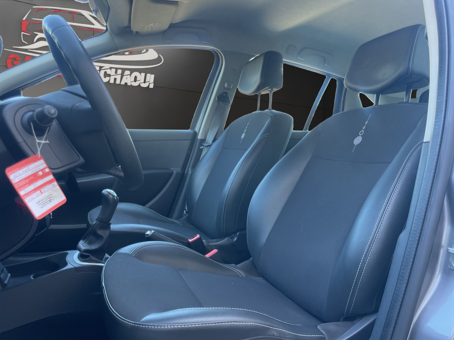 RENAULT Clio Grandtour 1.2 16V Turbo Night&Day-image-8