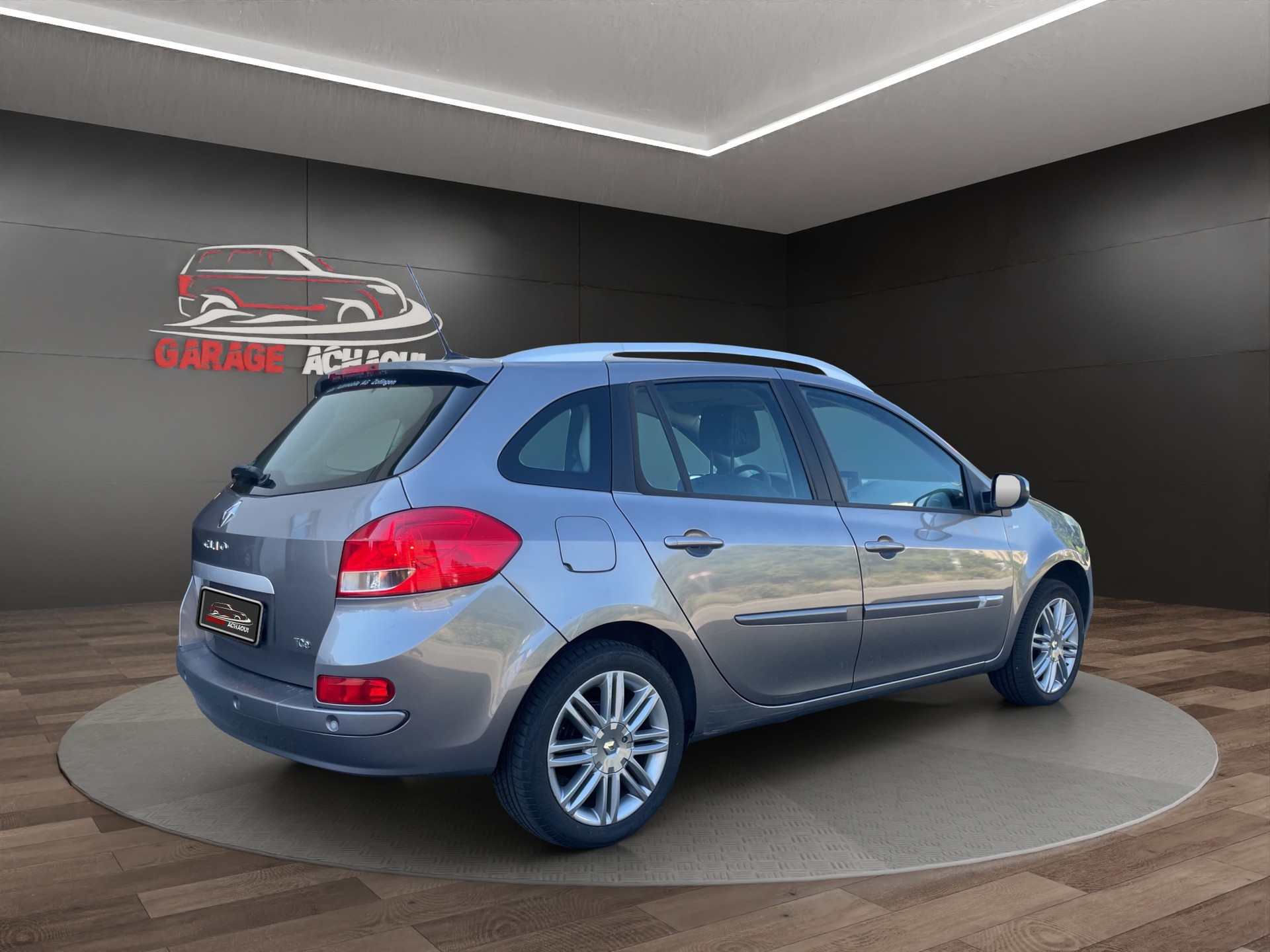 RENAULT Clio Grandtour 1.2 16V Turbo Night&Day-image-5