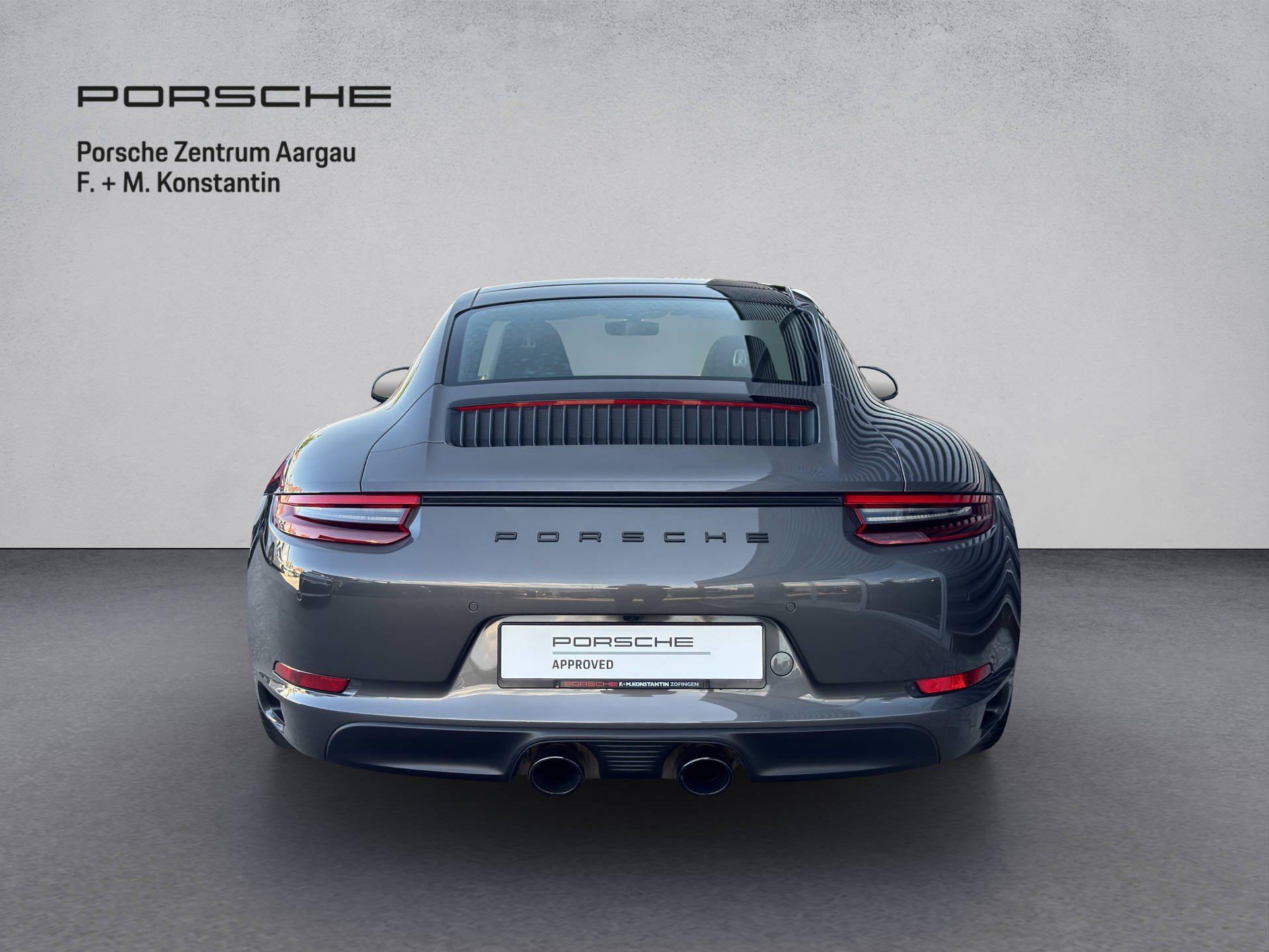 PORSCHE 911 Carrera GTS-image-4