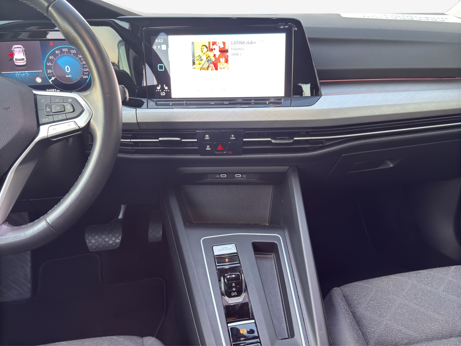 VW Golf 1.0 eTSI mHEV ACTLife DSG-image-10
