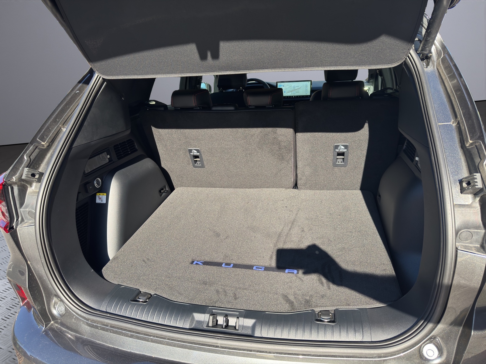 FORD Kuga 2.5 PHEV Hybrid ST-Line X-image-13
