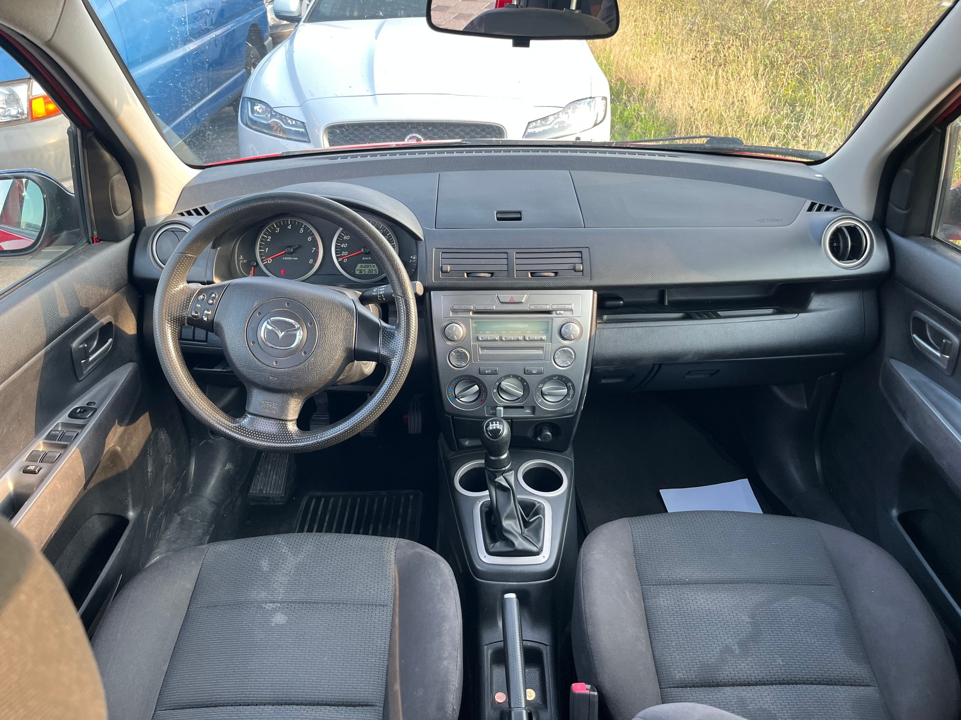 MAZDA 2 1.4i 16V Exclusive-image-8