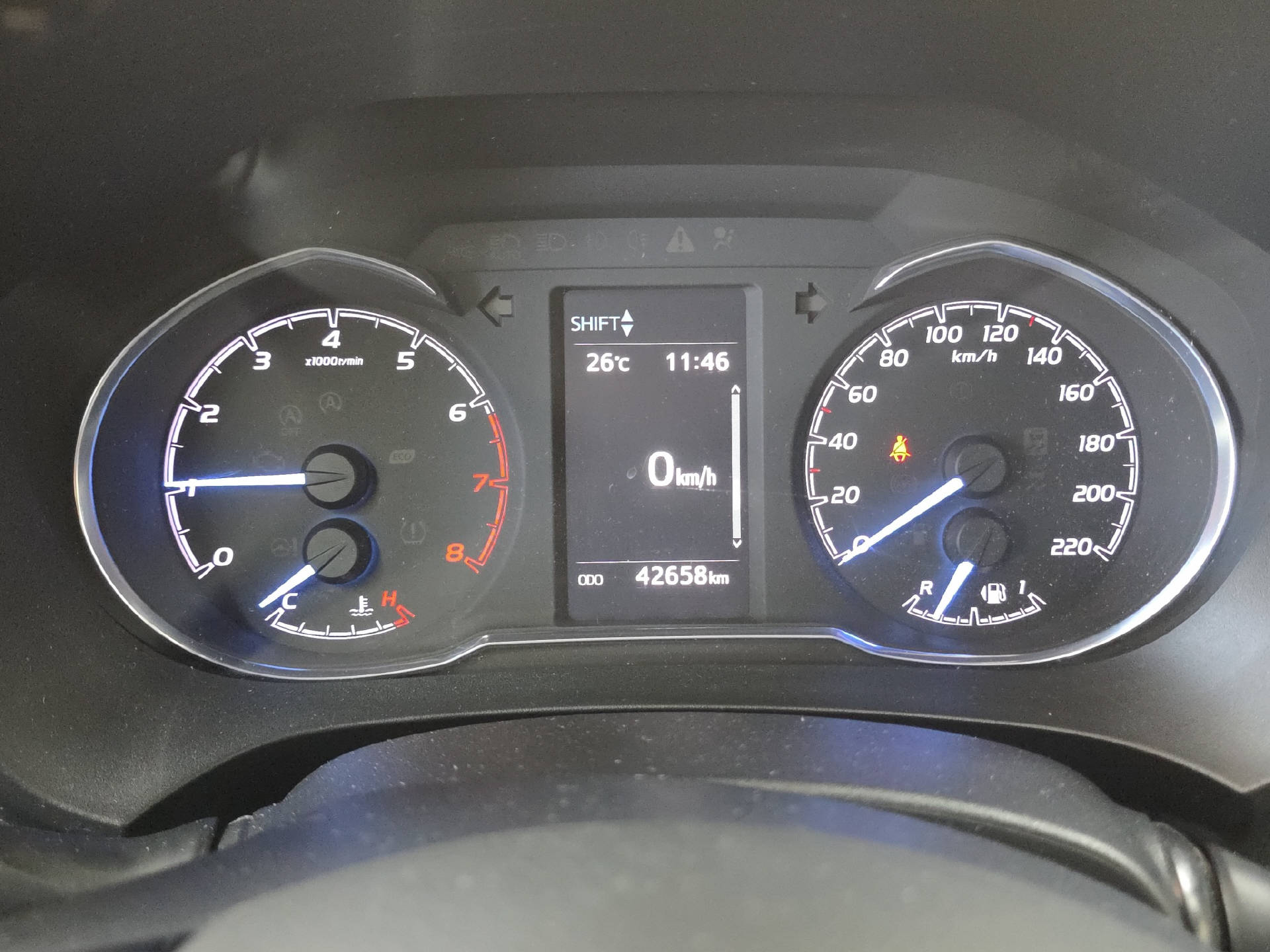 TOYOTA Yaris 1.5 VVT-iE Trend-image-6
