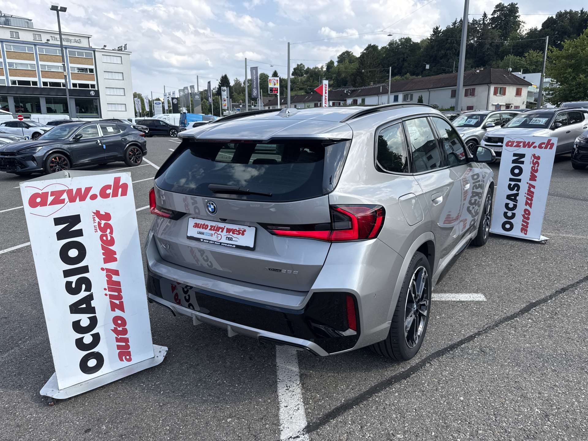BMW X1 xDrive 25e M Sport 245PS Automat-image-2