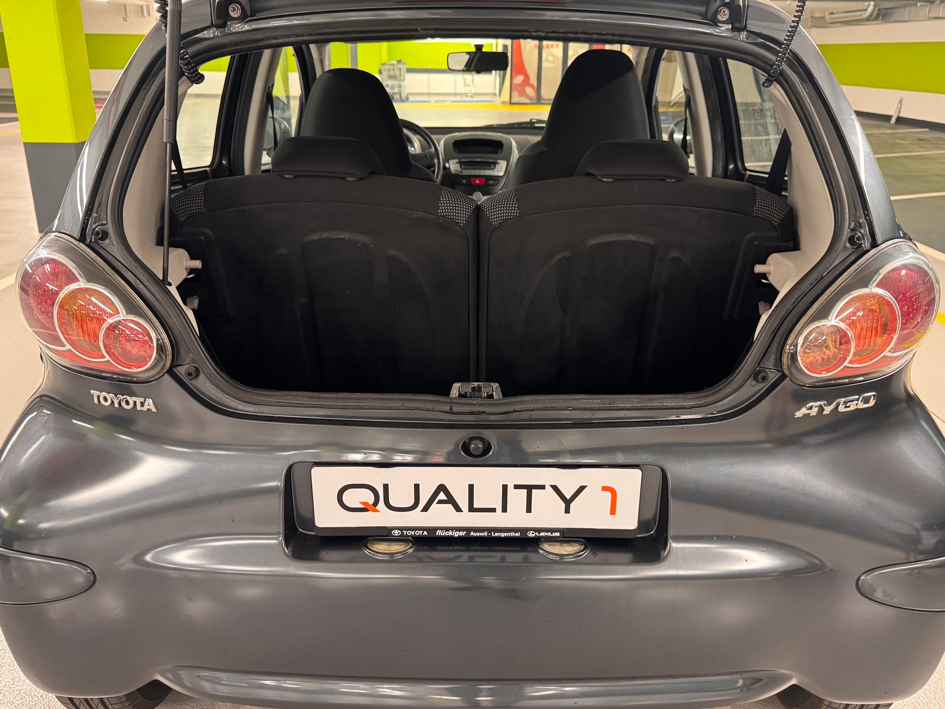 TOYOTA Aygo 1.0 Linea Terra-image-8