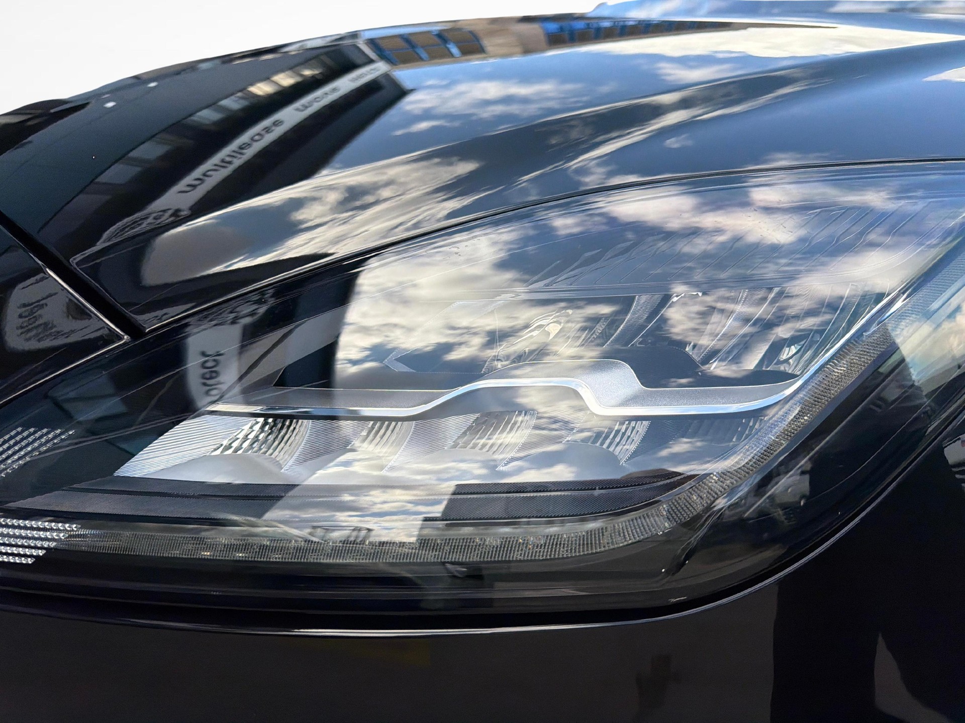 JAGUAR E-Pace 2.0 D I4 165 AWD-image-19