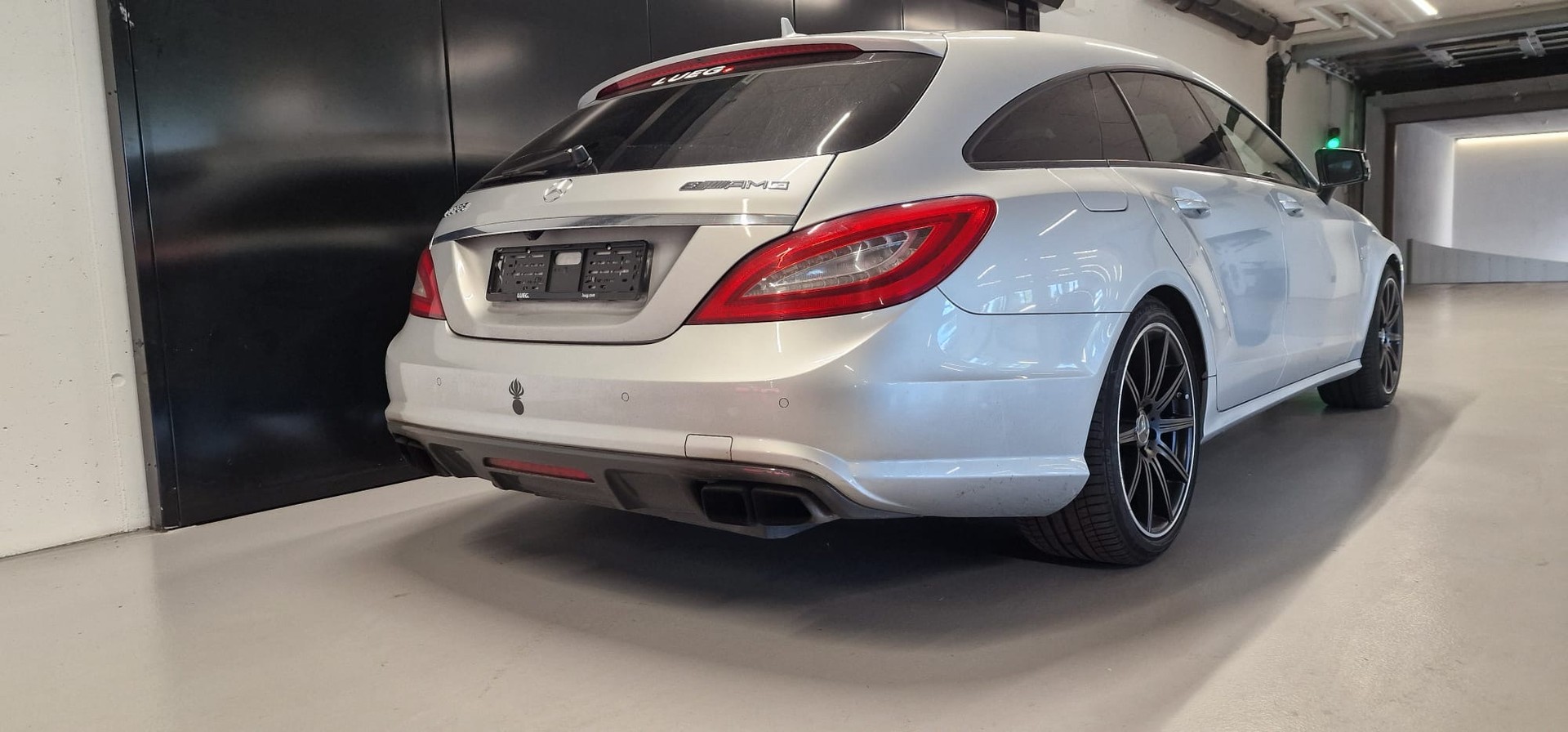 MERCEDES-BENZ CLS Shooting Brake 63 AMG S 4Matic Speedshift MCT-image-4